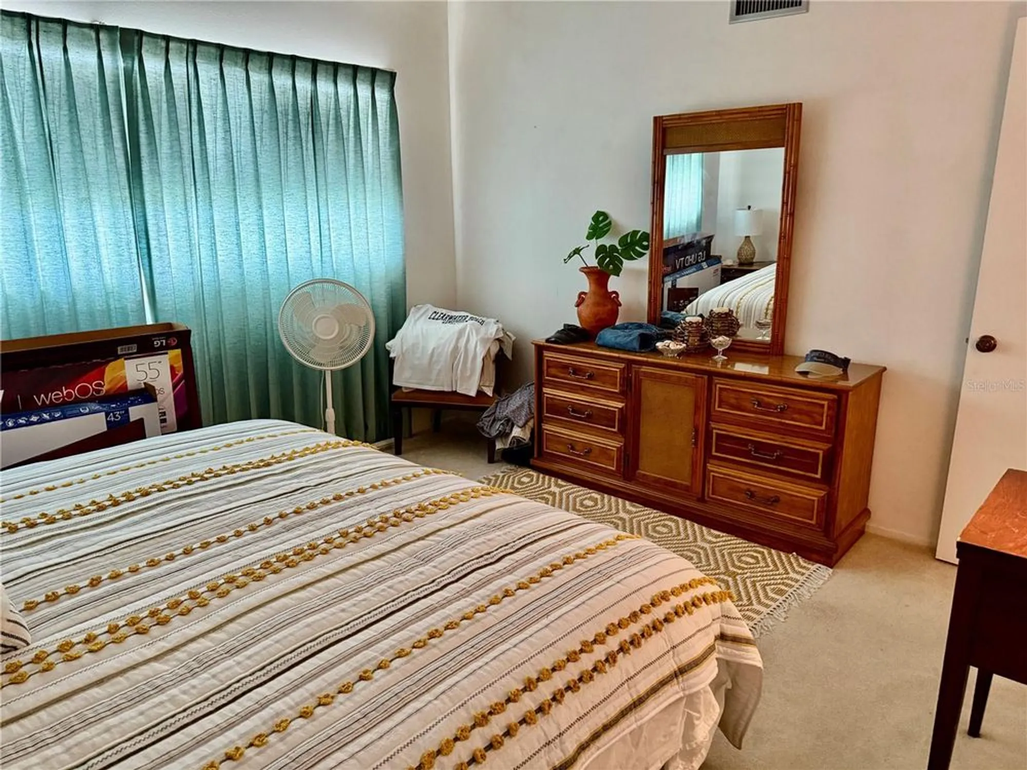 Property Slideshow image 11 of 38 | 2254 norwegian dr 46, Clearwater, FL, 33763