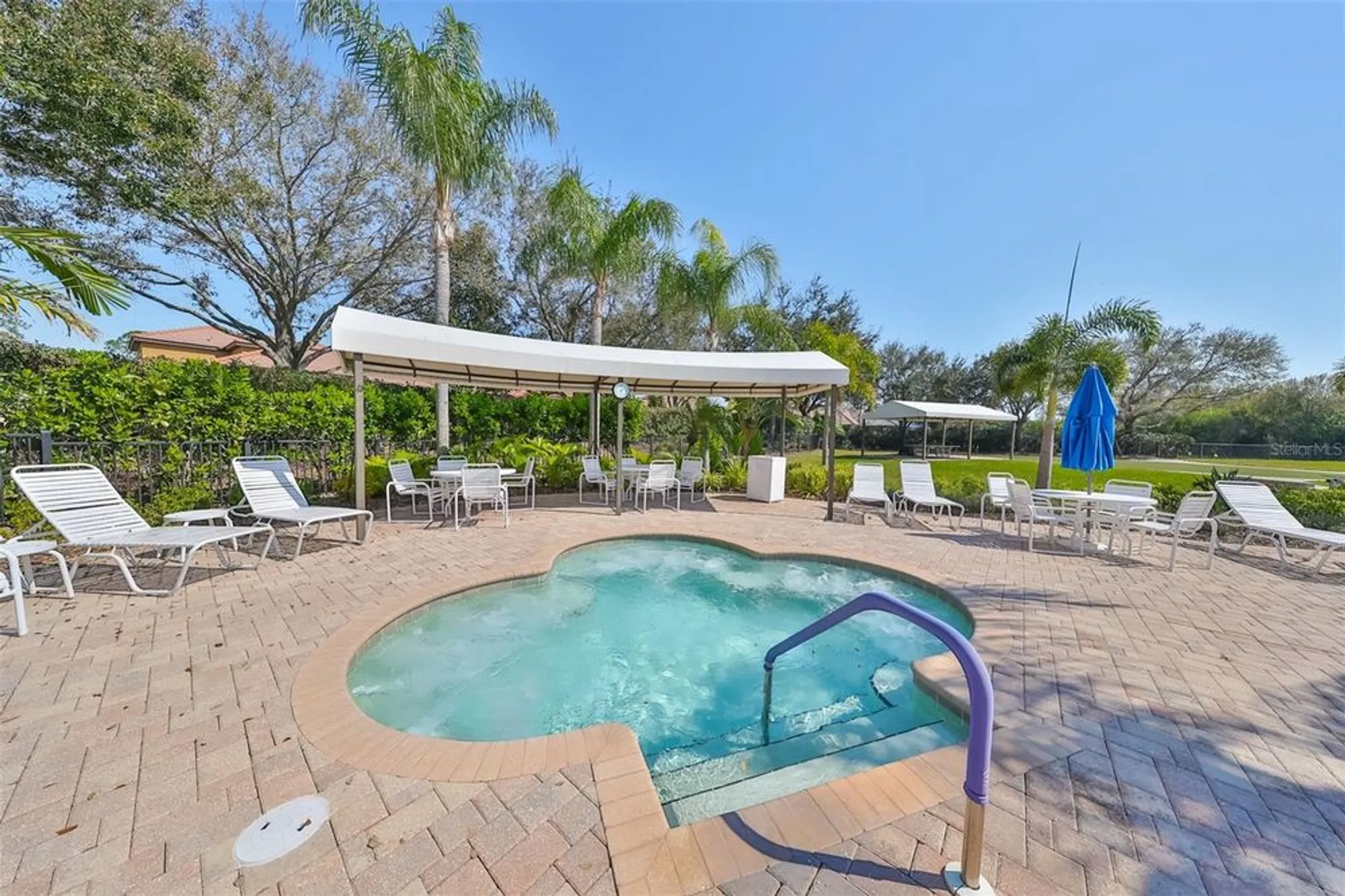 Property Slideshow image 51 of 70 | 329 bluewater falls ct, Apollo Beach, FL, 33572