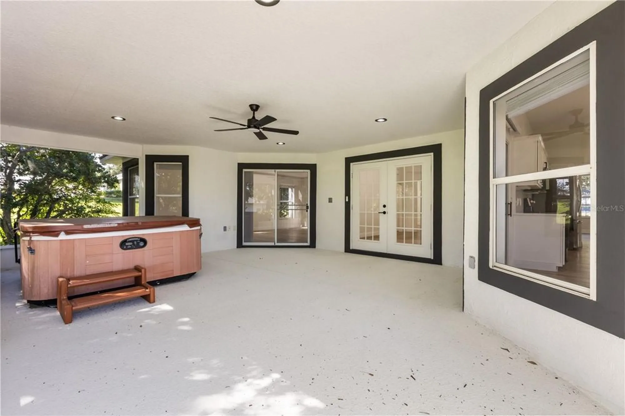 Property Slideshow image 34 of 42 | 39634 harbor hills blvd, Lady Lake, FL, 32159