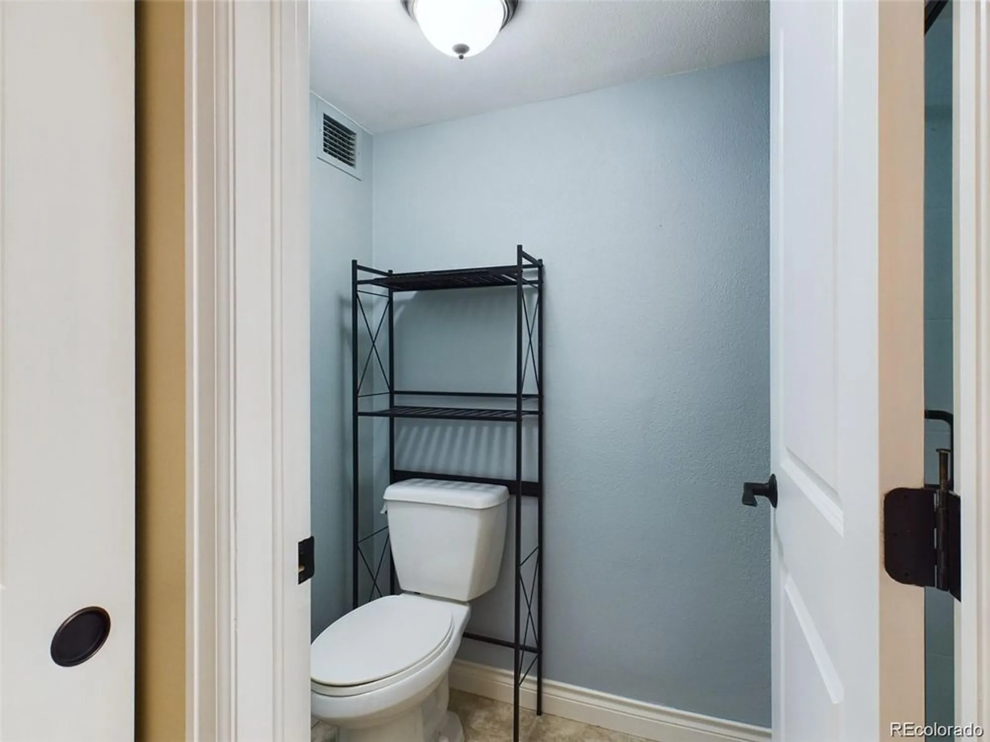 Property Slideshow image 13 of 18 | 14000 e linvale pl apt 110, Aurora, CO, 80014