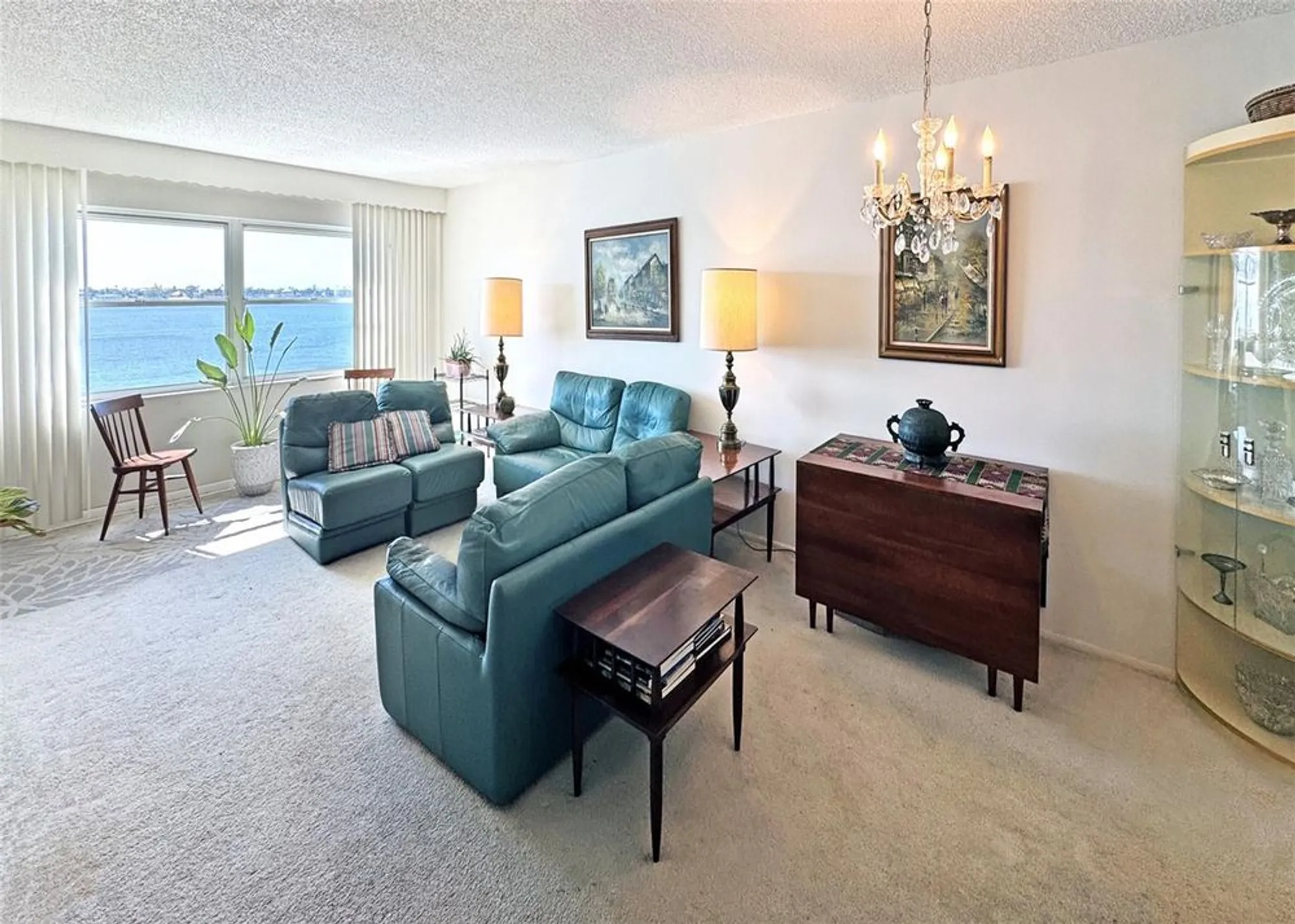 Property Slideshow image 7 of 46 | 4750 cove cir apt 502, St Petersburg, FL, 33708