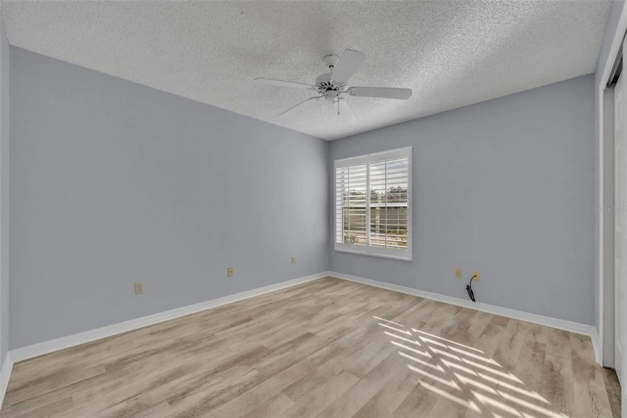 Property Slideshow image 24 of 54 | 1428 almanza dr, Lady Lake, FL, 32159