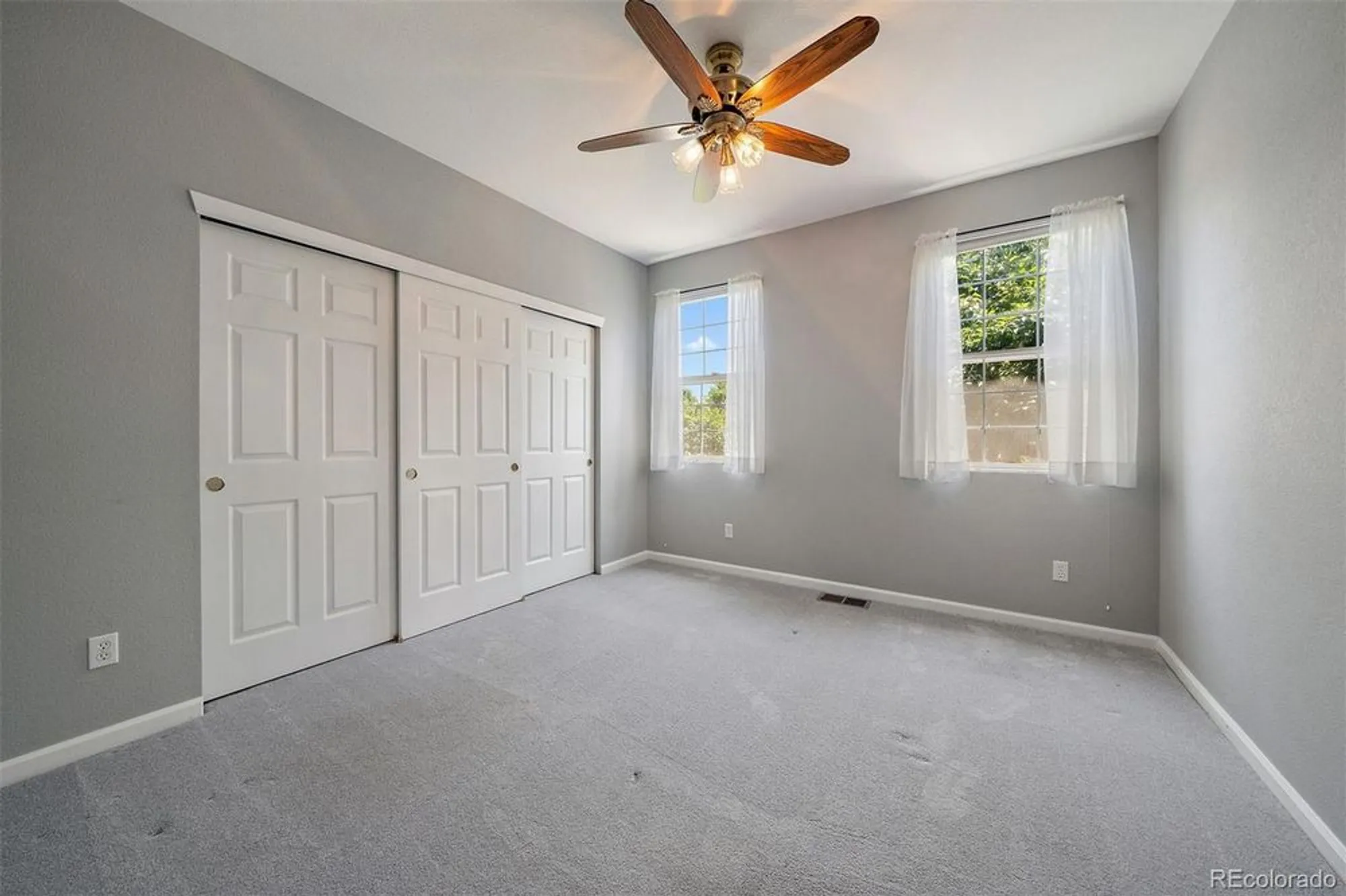 Property Slideshow image 17 of 28 | 2788 w greens dr, Littleton, CO, 80123