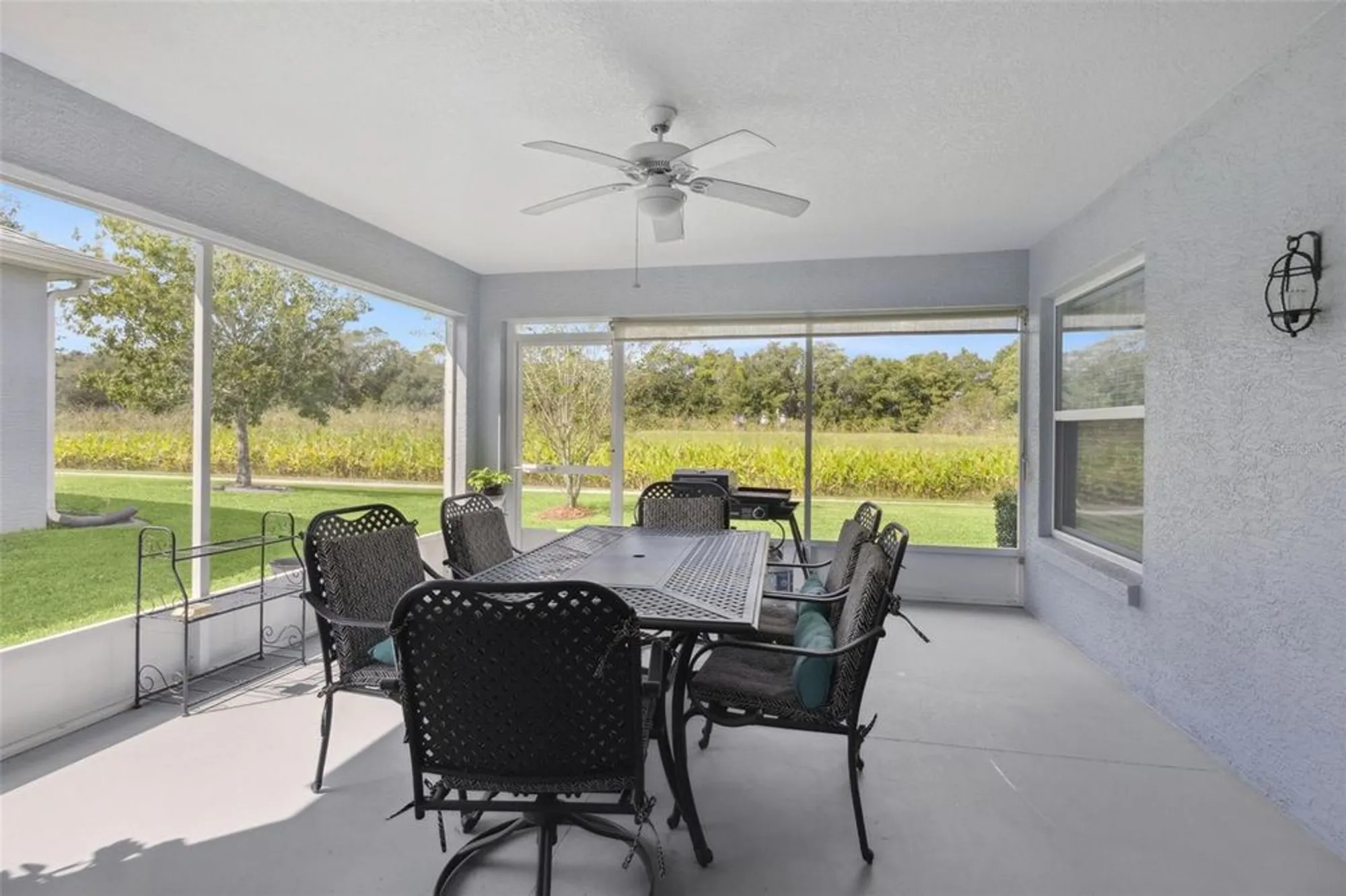 Property Slideshow image 33 of 62 | 4033 arlington ridge blvd, Leesburg, FL, 34748