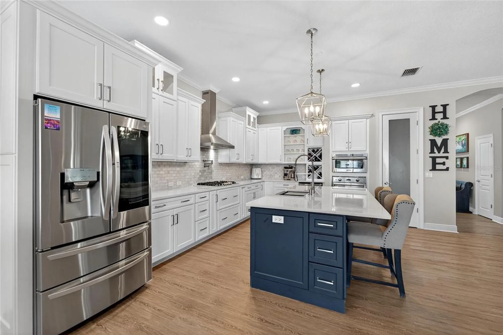 Property Slideshow image 21 of 100 | 5245 brighton shore dr, Apollo Beach, FL, 33572