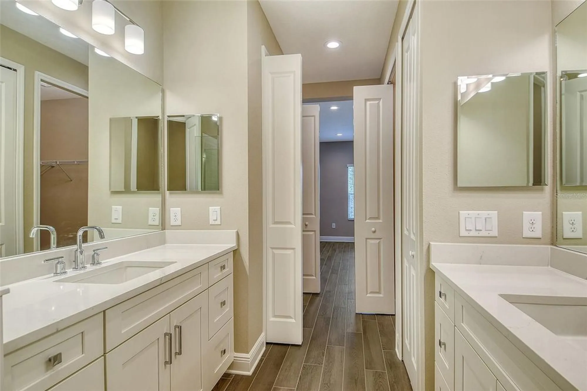 Property Slideshow image 23 of 35 | 12709 palatka dr, Venice, FL, 34293