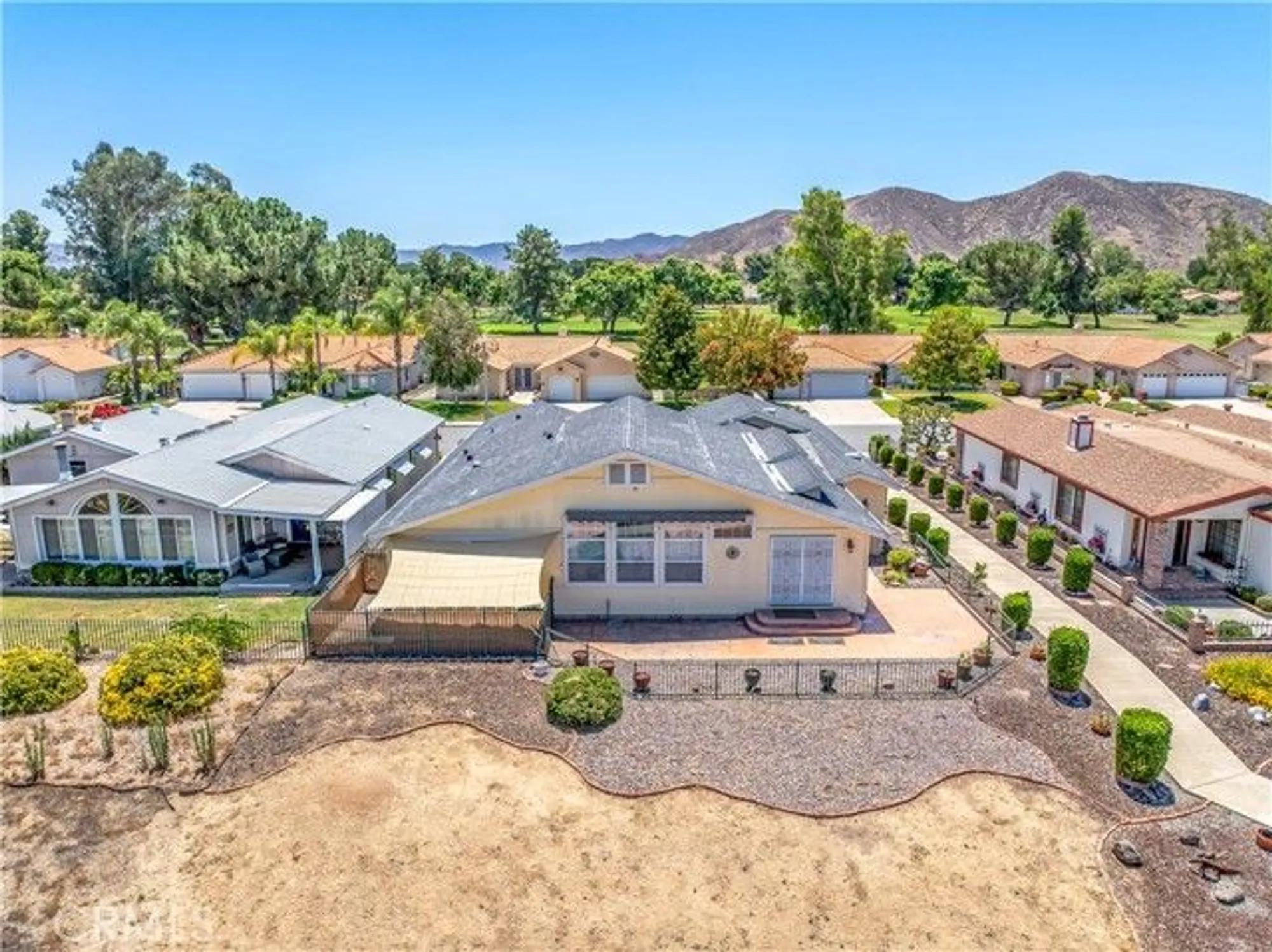 Property Slideshow image 44 of 48 | 2752 peach tree st, Hemet, CA, 92545