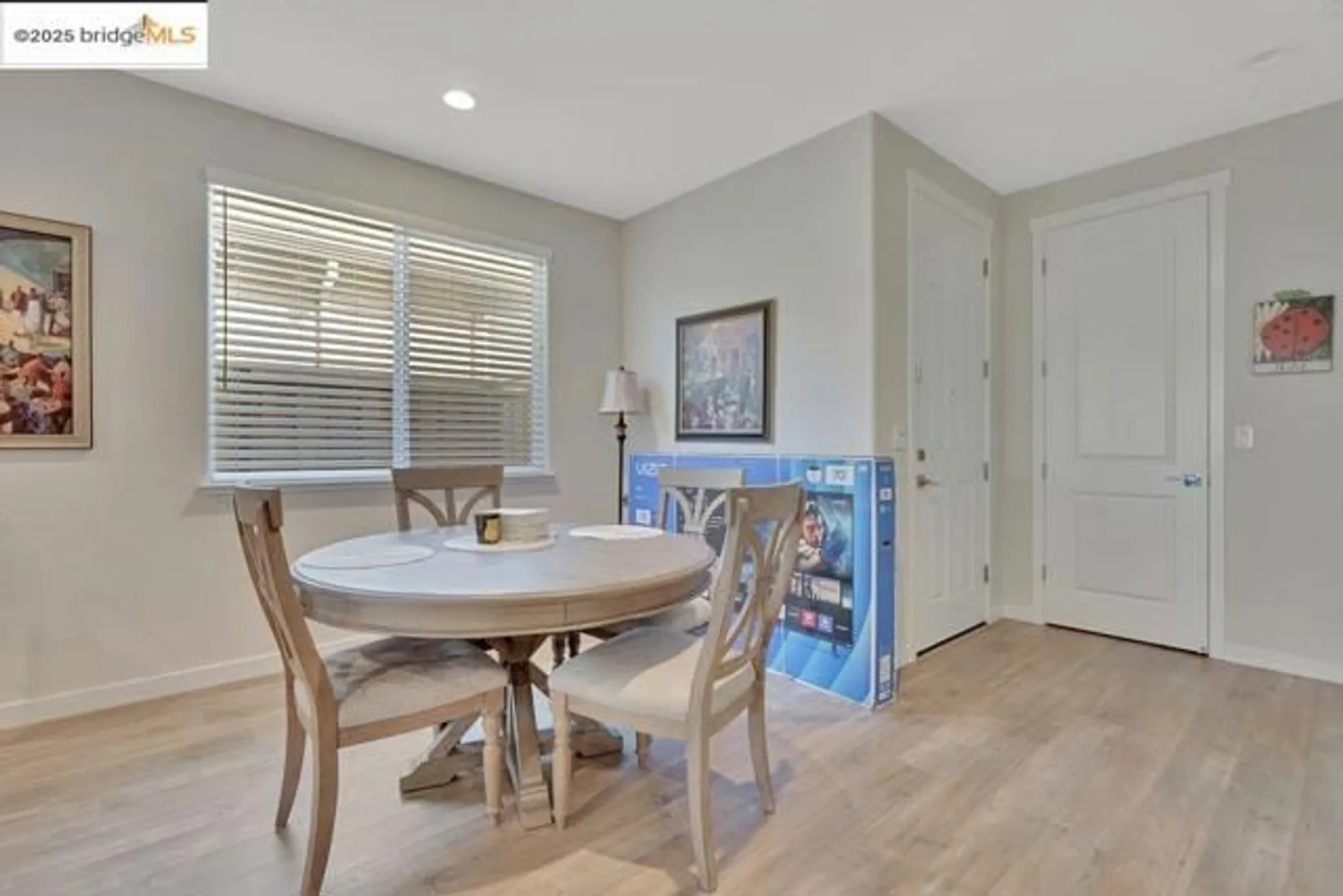 Property Slideshow image 7 of 27 | 2323 espana ln, Rio Vista, CA, 94571