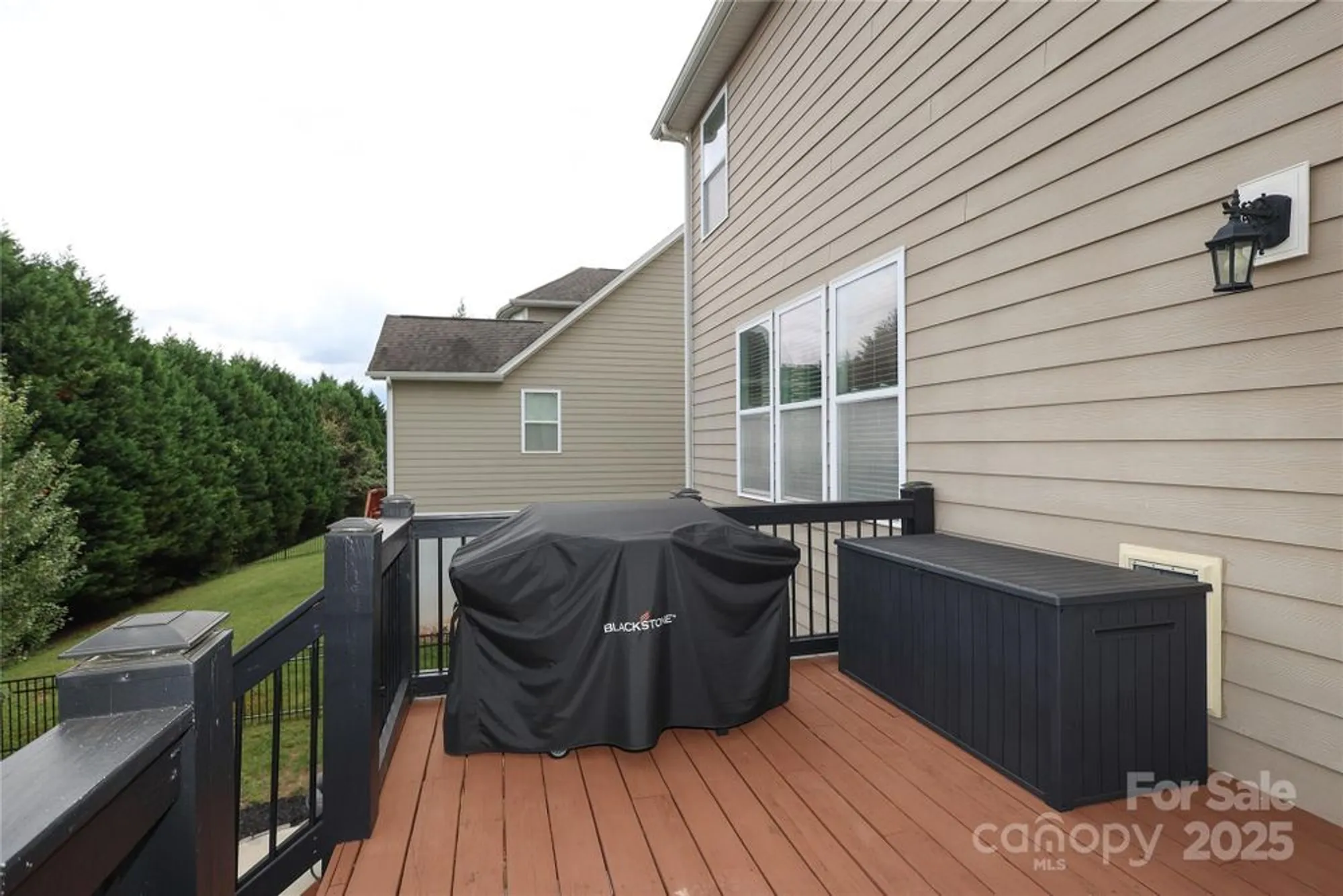 Property Slideshow image 38 of 46 | 5015 el molino dr, Charlotte, NC, 28214