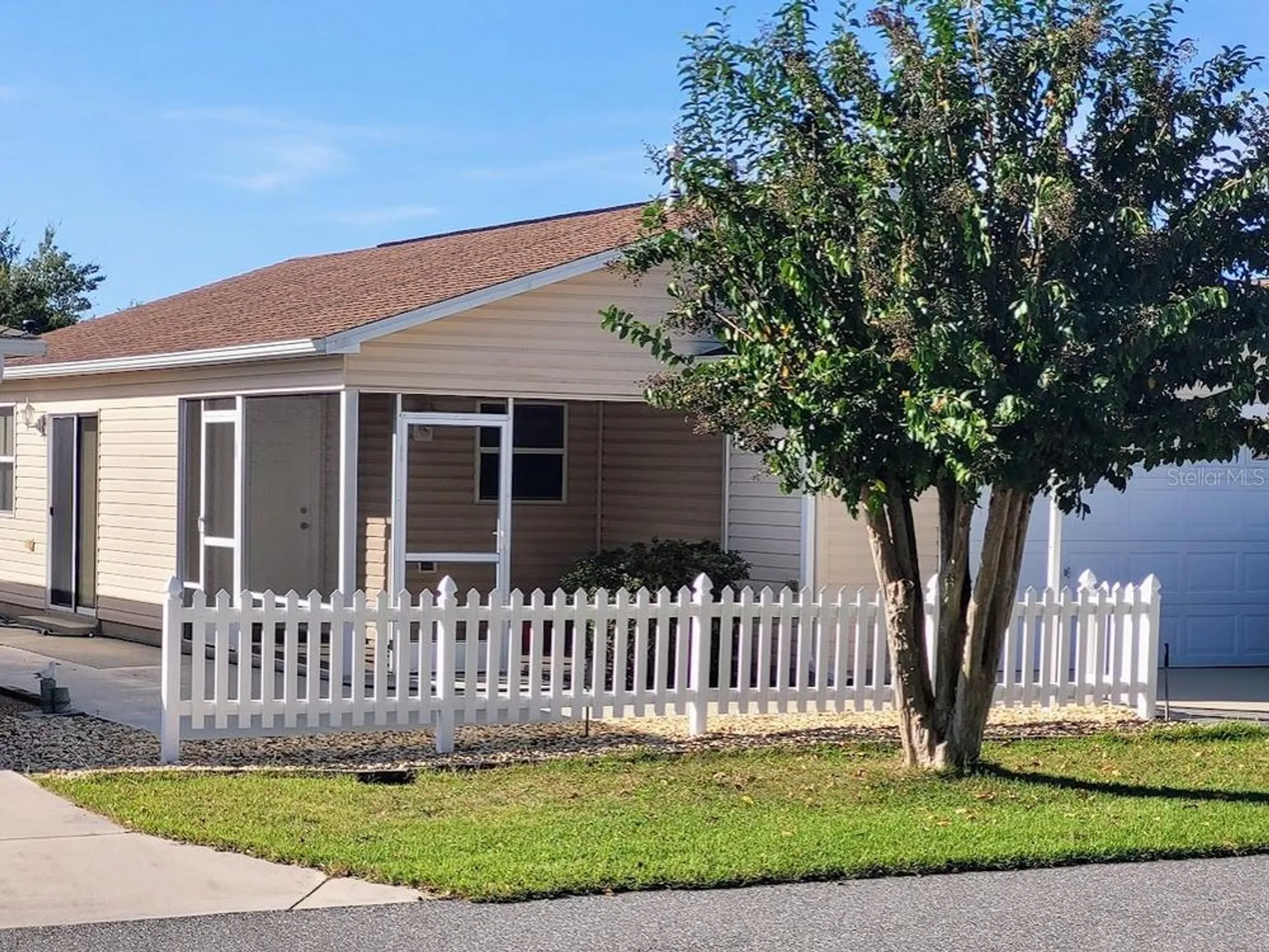 Property Slideshow image 18 of 18 | 2598 hialeah ave, The Villages, FL, 32162