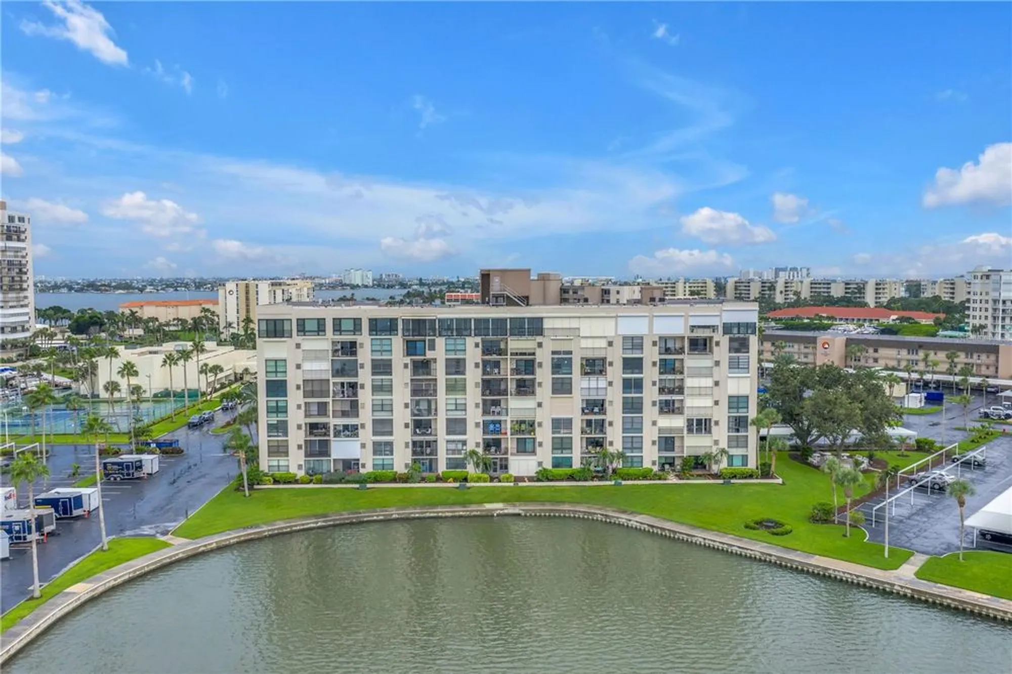 Property Slideshow image 43 of 44 | 7700 sun island dr 401, South Pasadena, FL, 33707