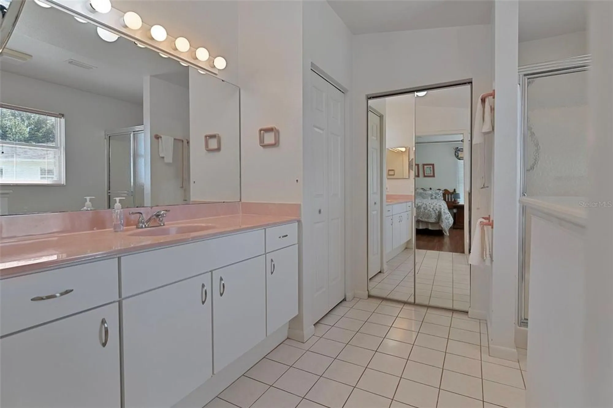 Property Slideshow image 10 of 24 | 2259 grand cypress dr, Lakeland, FL, 33810