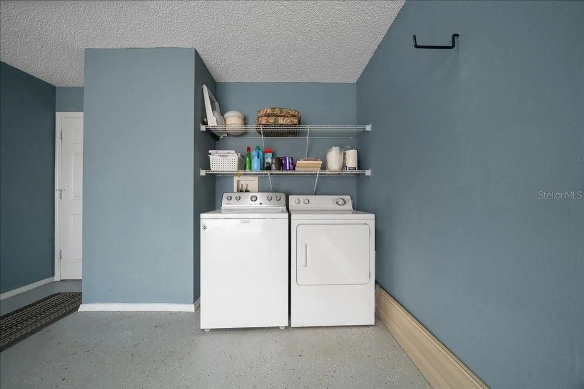 Property Slideshow image 22 of 30 | 2023 thurmond ave, The Villages, FL, 32162