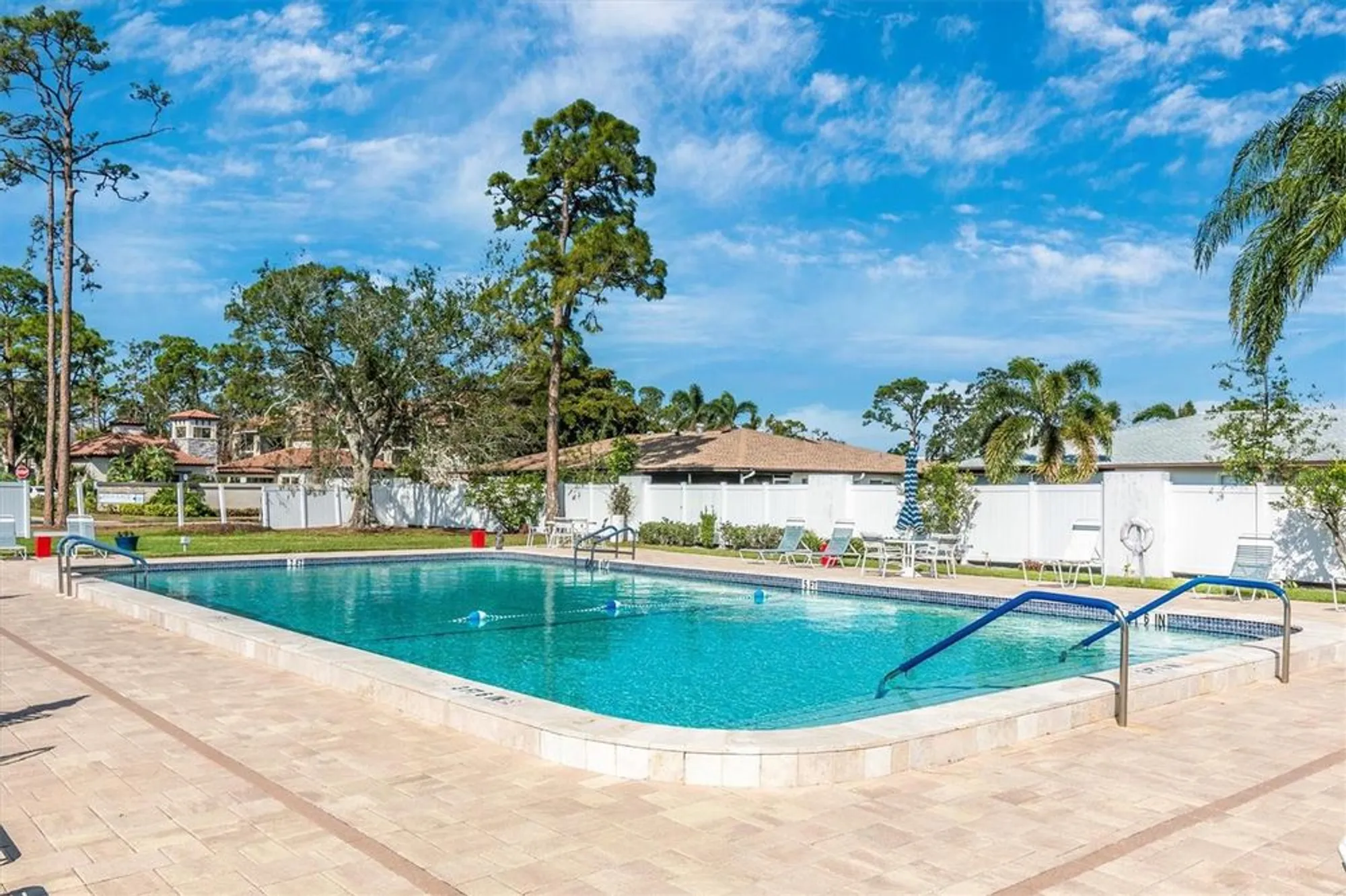 Property Slideshow image 68 of 74 | 6124 green view dr # 139, Sarasota, FL, 34231