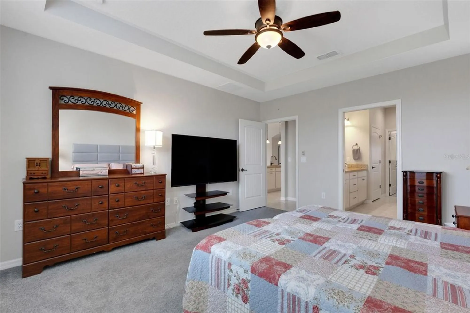 Property Slideshow image 19 of 70 | 613 cantabria dr, Davenport, FL, 33837