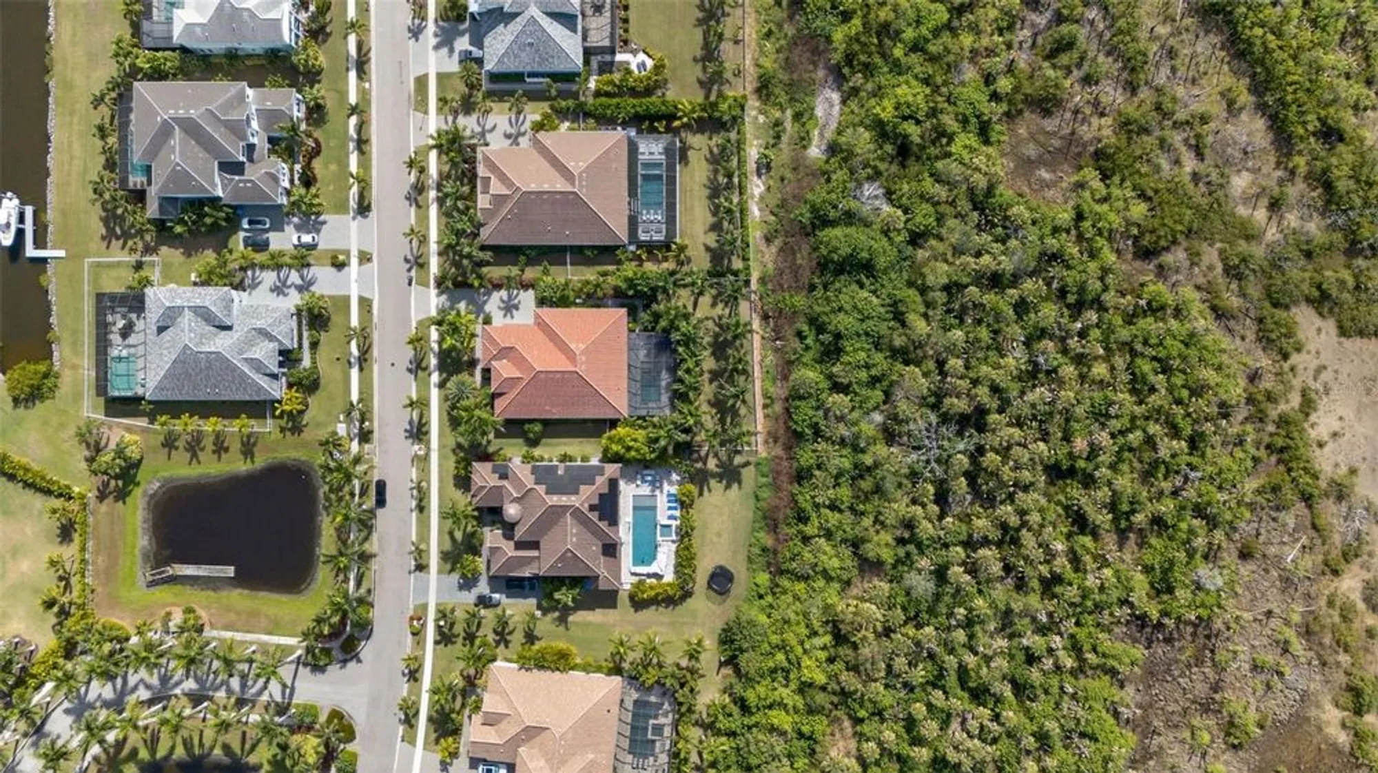 Property Slideshow image 49 of 62 | 830 manns harbor dr, Apollo Beach, FL, 33572