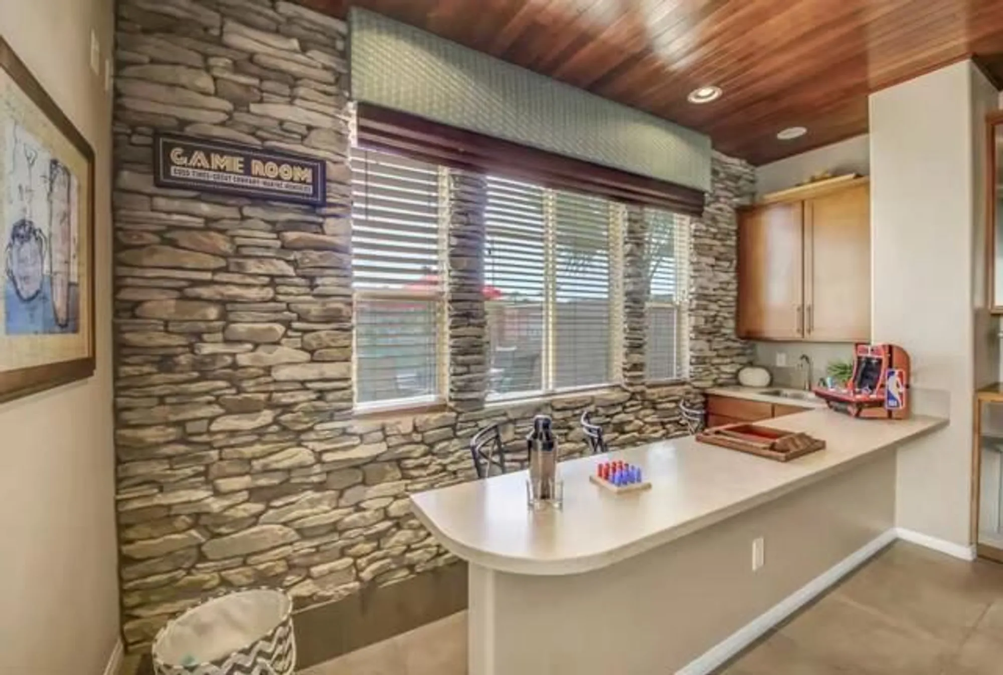 Property Slideshow image 12 of 36 | 43157 armonia ct, Indio, CA, 92203