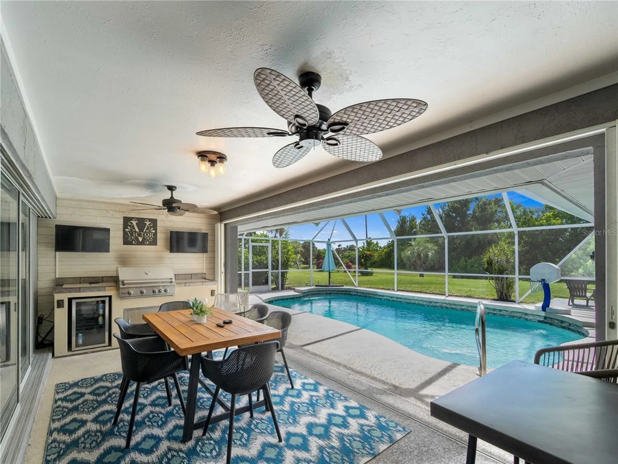 Property Slideshow image 42 of 61 | 523 warwick dr, Venice, FL, 34293