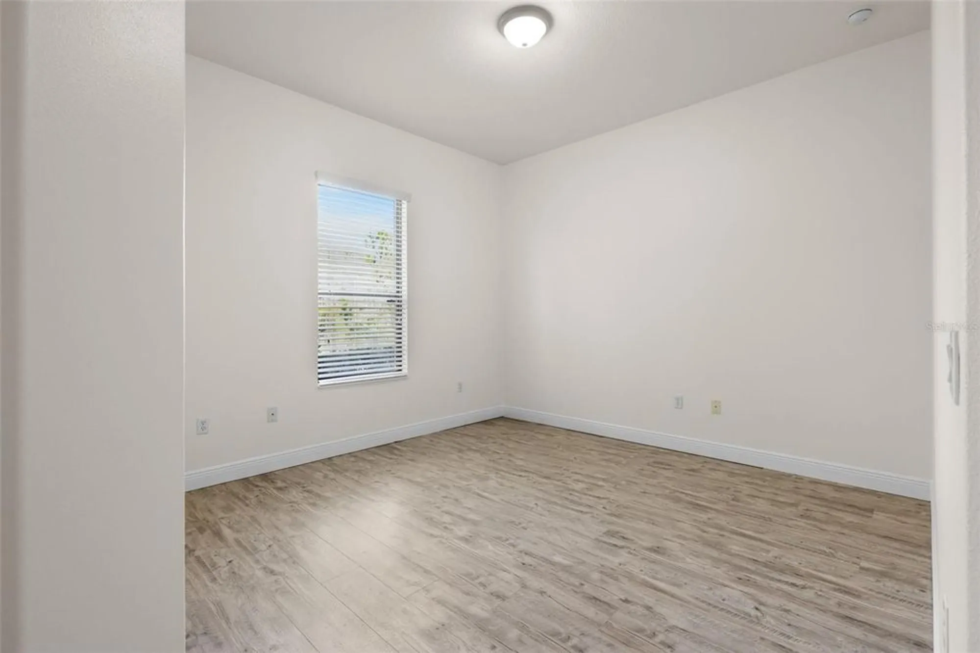 Property Slideshow image 24 of 36 | 619 tapatio ln, Kissimmee, FL, 34759