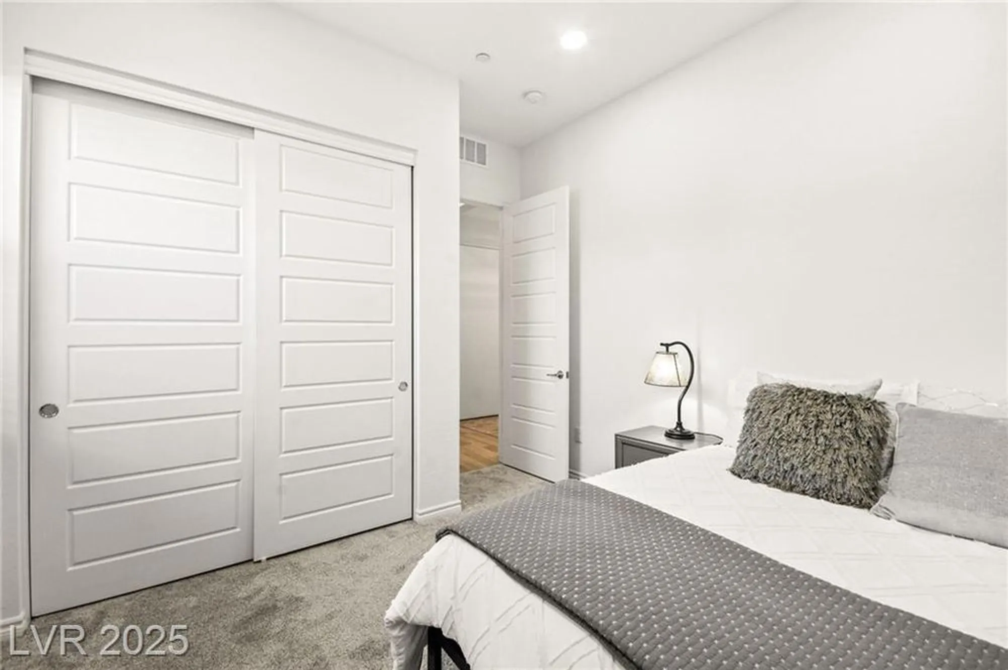 Property Slideshow image 26 of 61 | 52 reverie heights ave, Henderson, NV, 89011