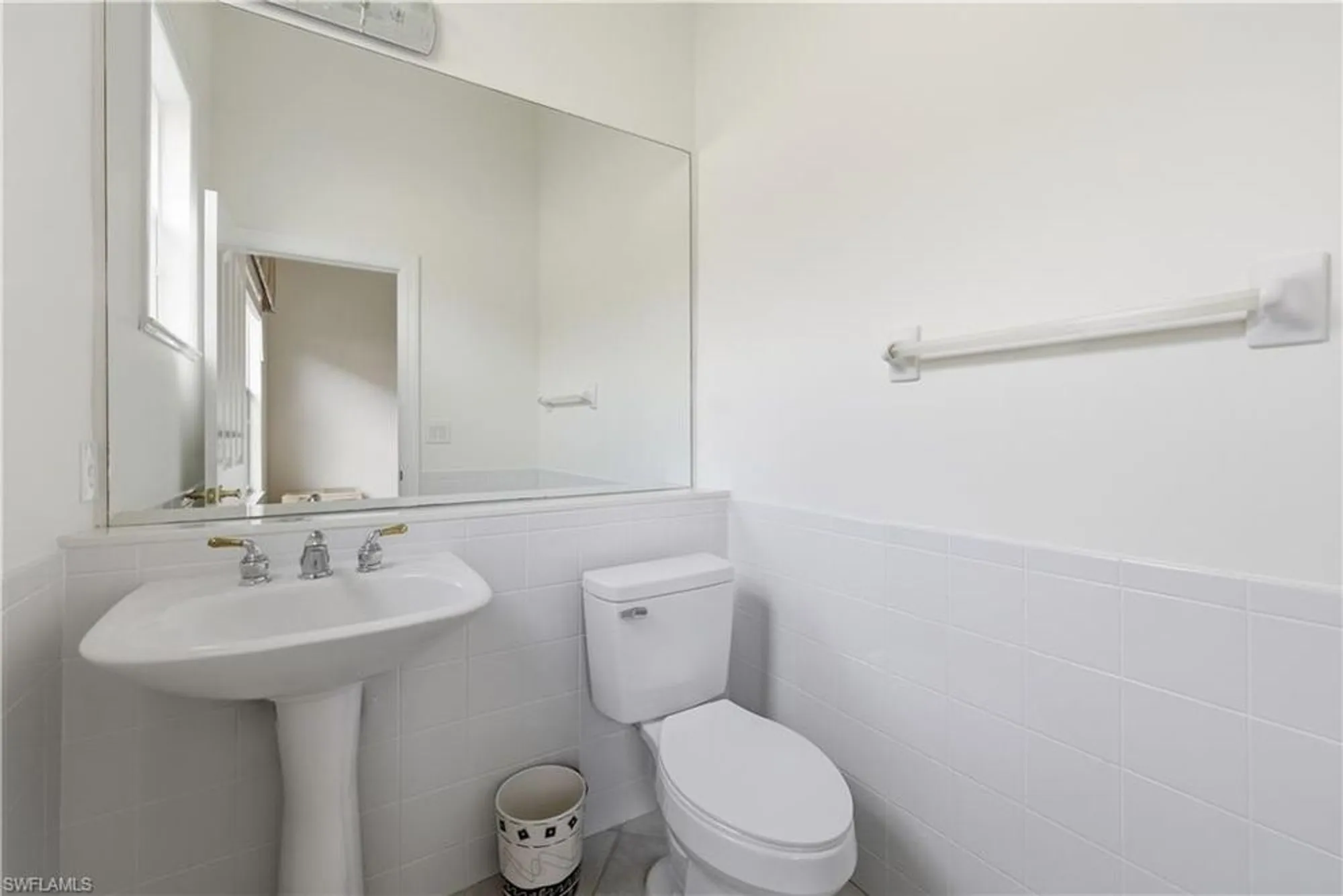 Property Slideshow image 17 of 46 | 24784 hollybrier ln, Bonita Springs, FL, 34134