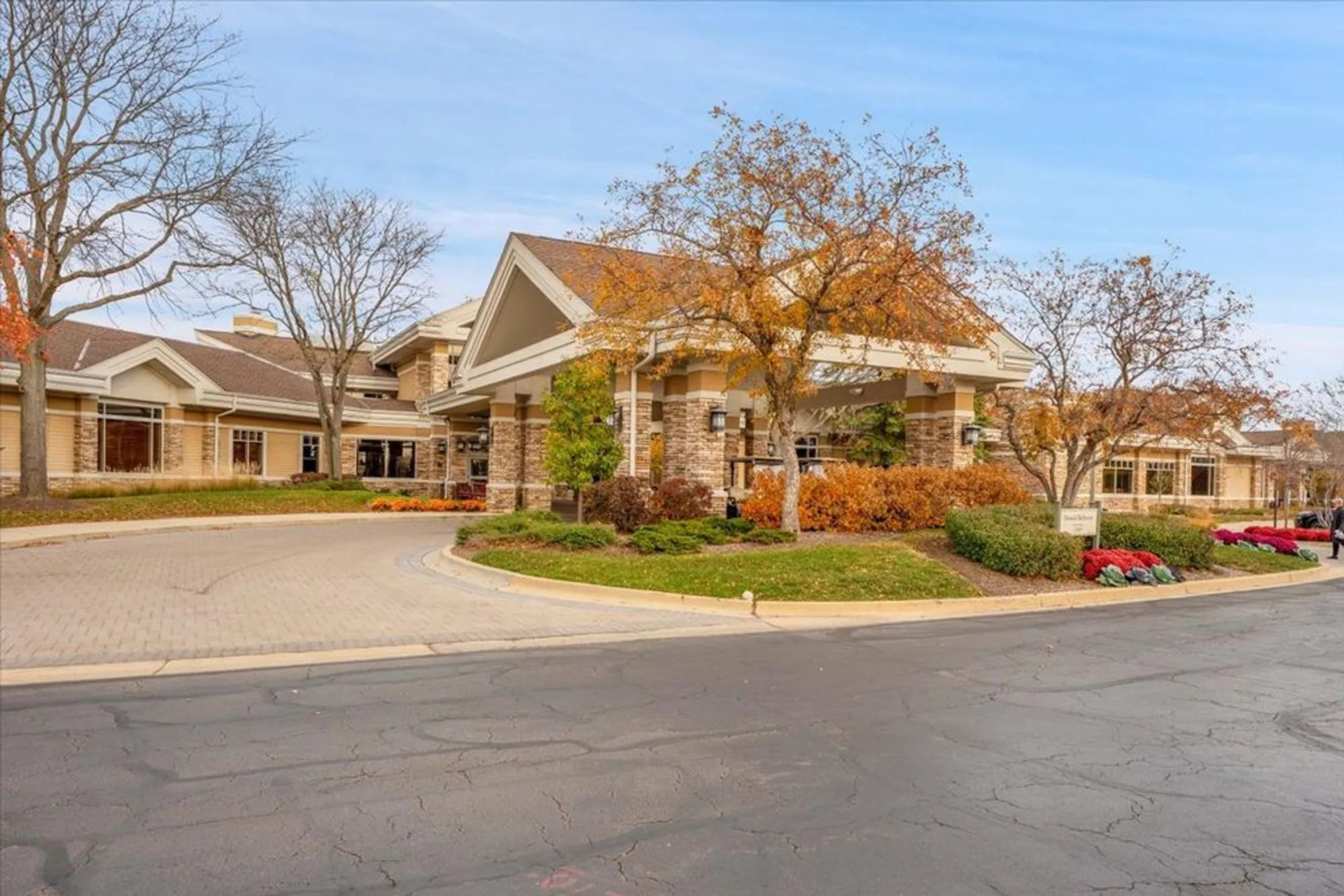 Property Slideshow image 28 of 32 | 14525 tawny ln, Huntley, IL, 60142