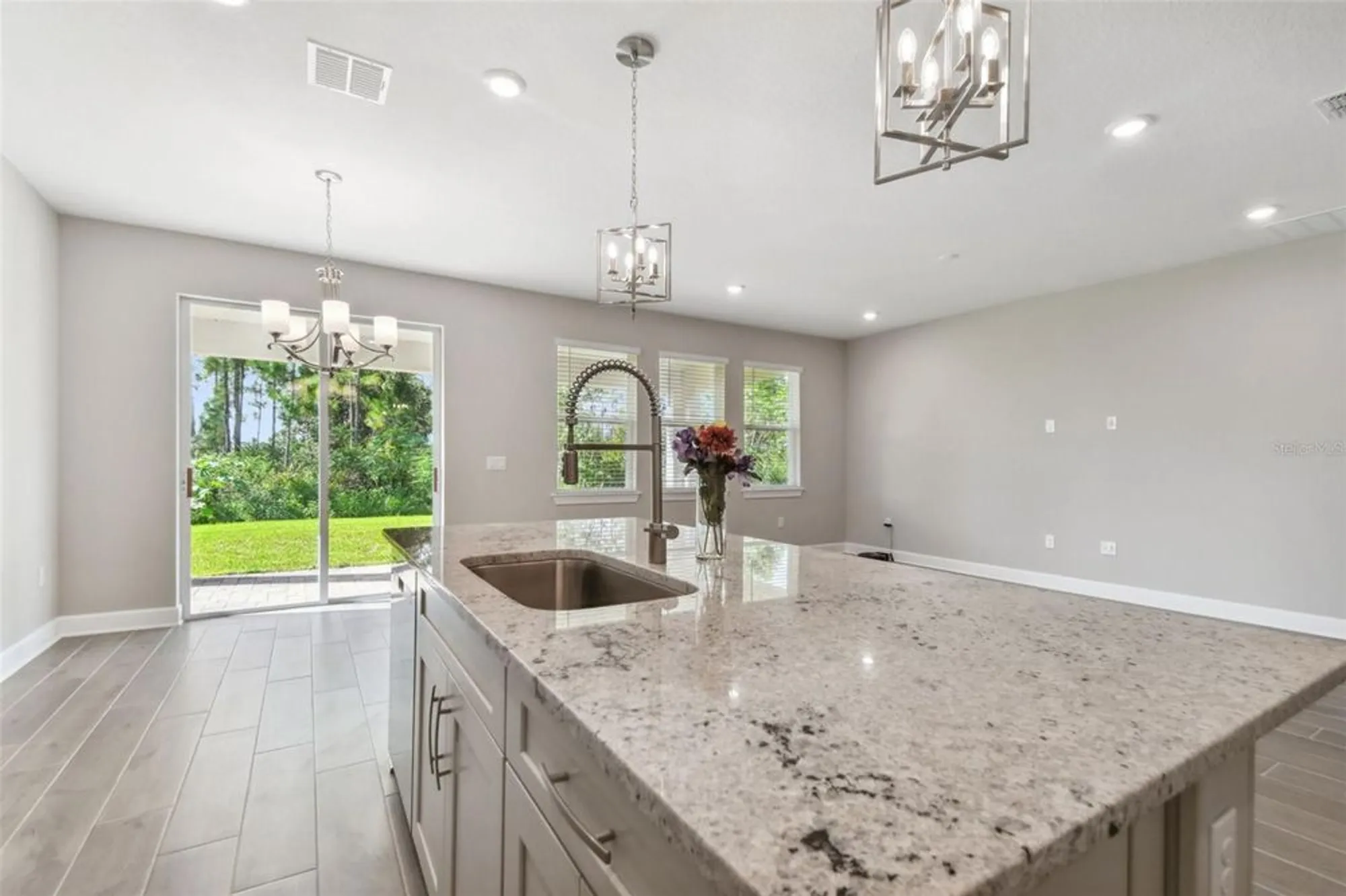 Property Slideshow image 10 of 62 | 620 nasturtium ct, Nokomis, FL, 34275