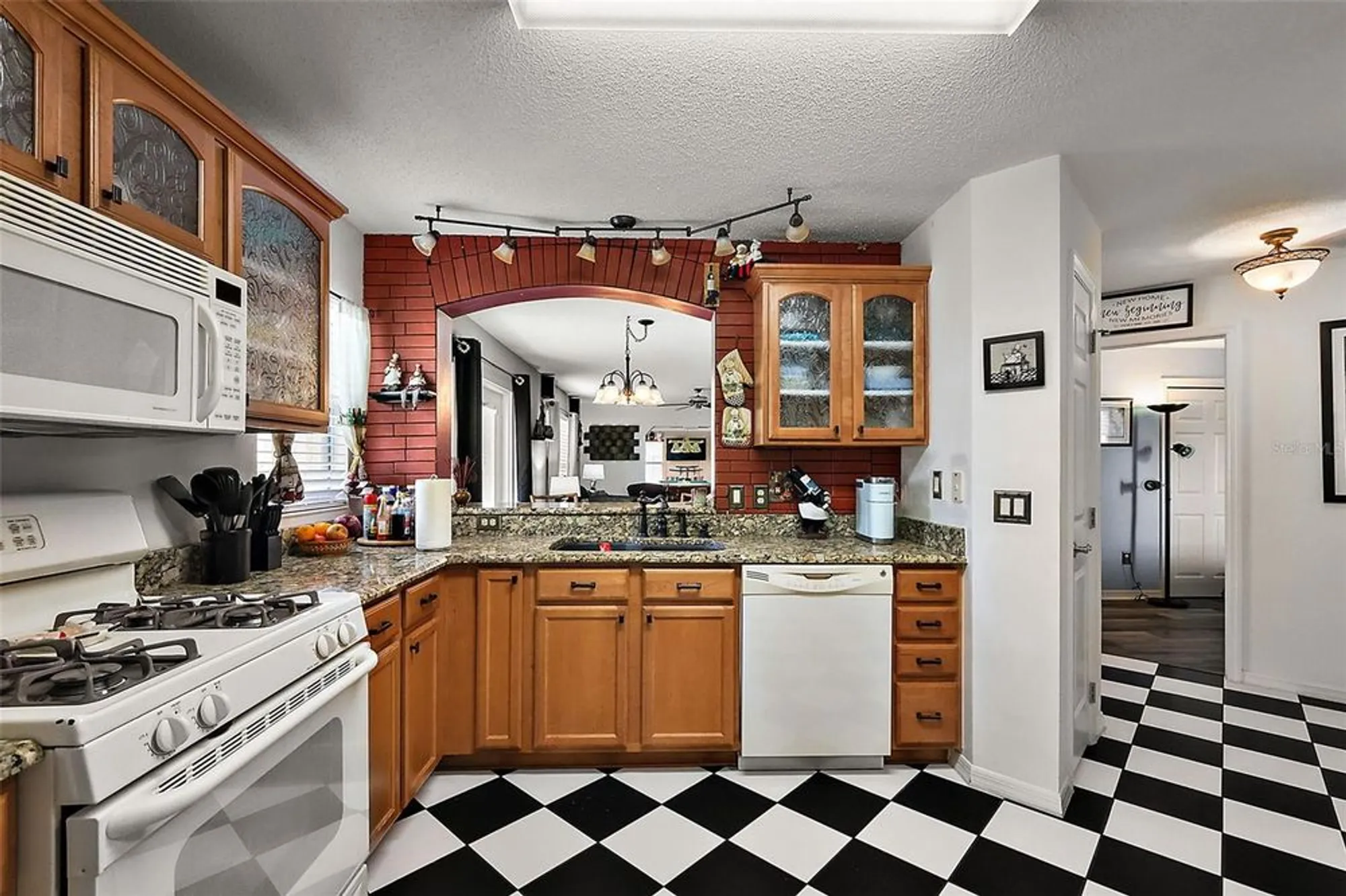 Property Slideshow image 5 of 40 | 1089 summerton st, The Villages, FL, 32162