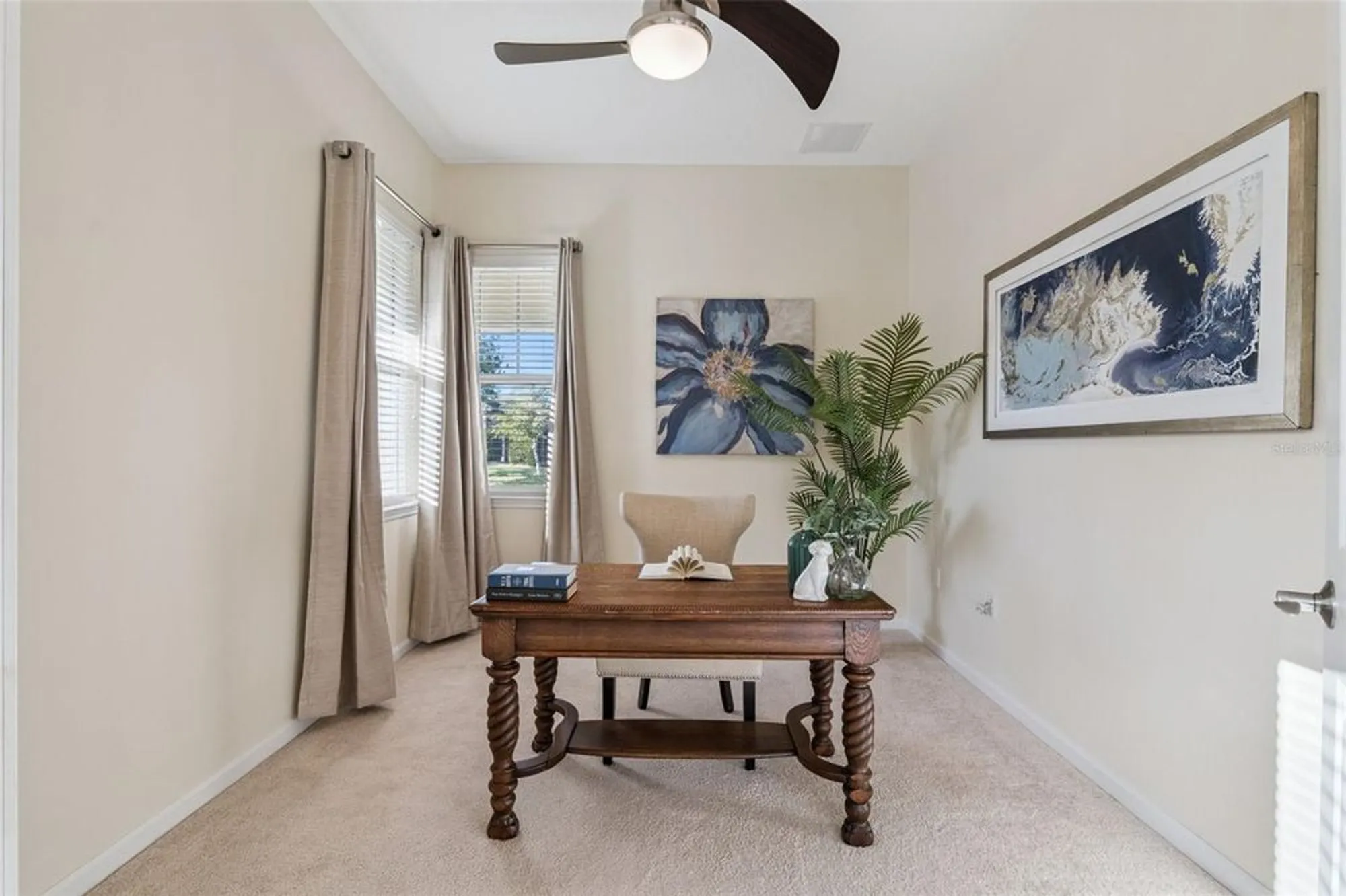 Property Slideshow image 23 of 47 | 404 tisbury ct, Deland, FL, 32724