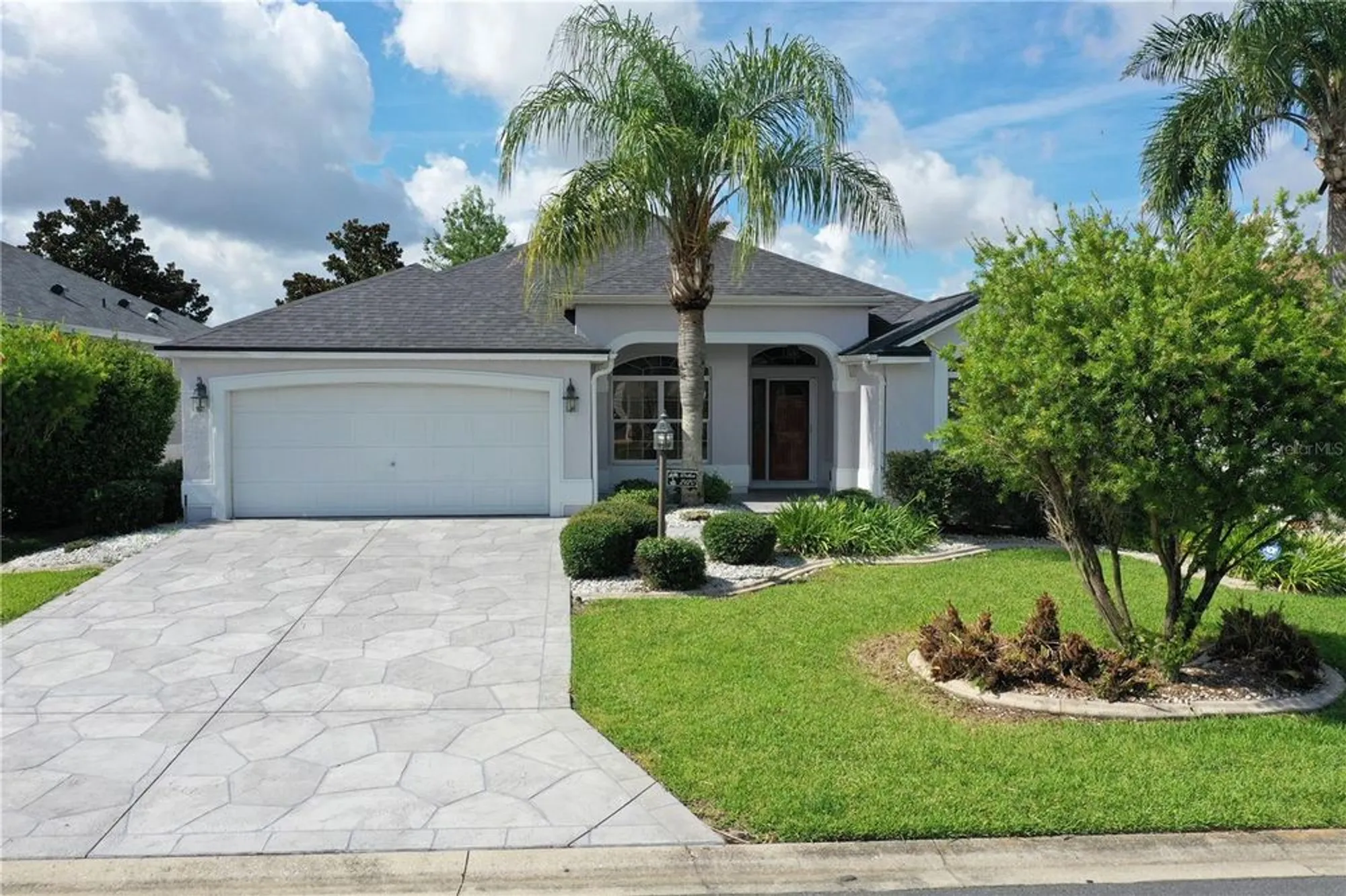 Property Slideshow image 19 of 22 | 2120 willow grove way, The Villages, FL, 32162