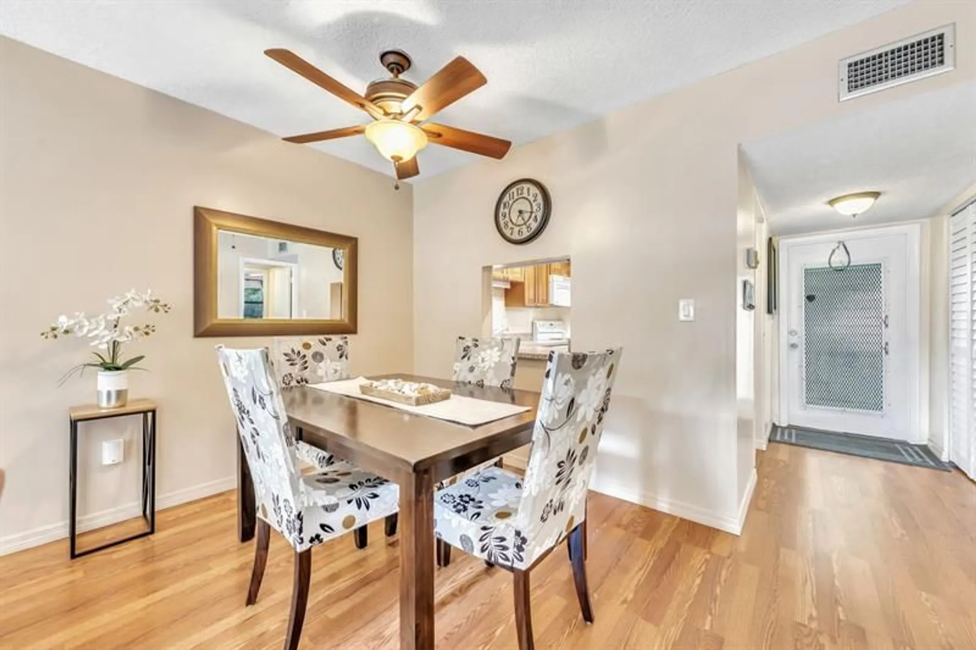 Property Slideshow image 6 of 26 | 231 nw 76th ave 201, Margate, FL, 33063