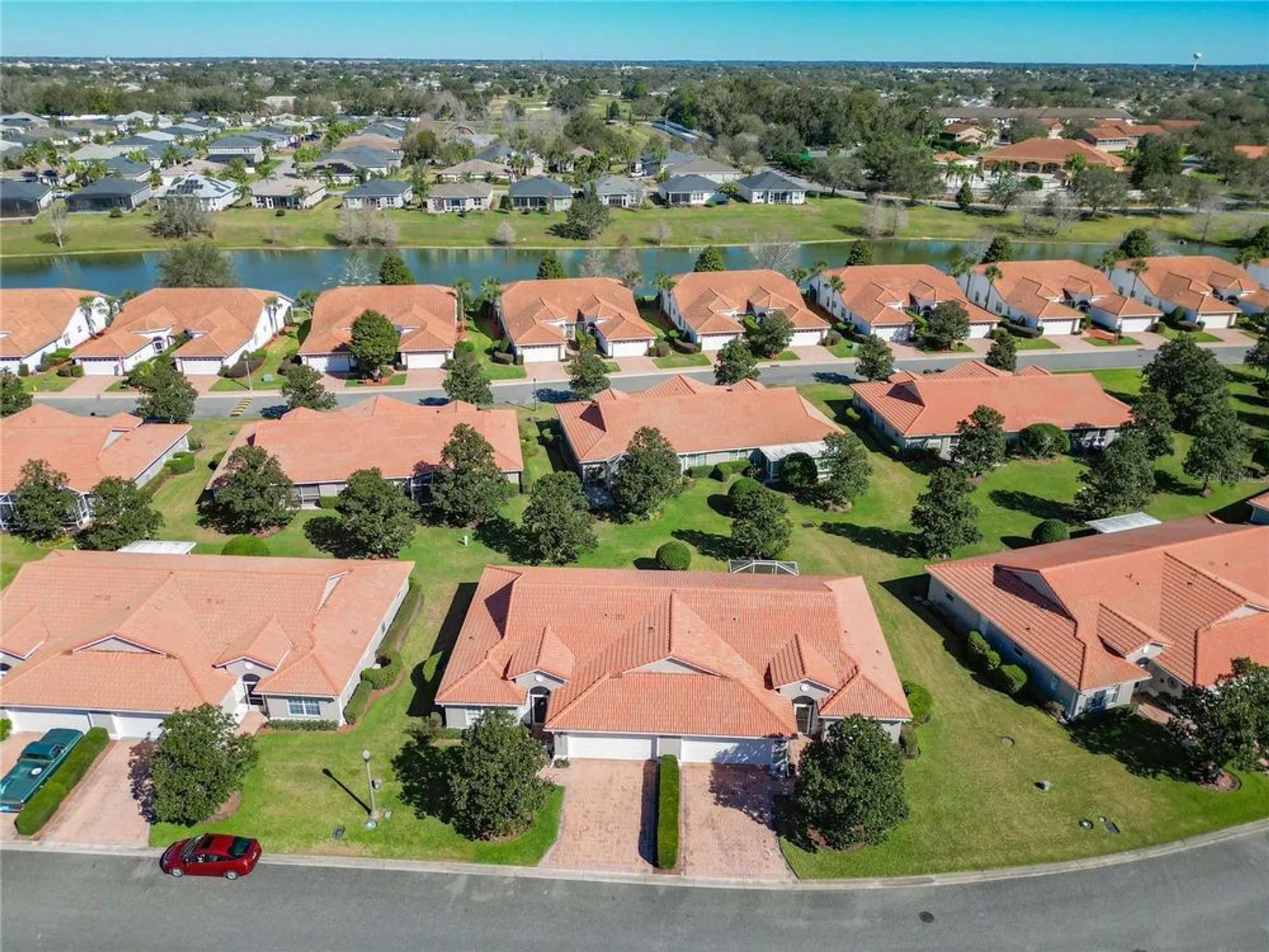 Property Slideshow image 34 of 38 | 10156 mainsail dr, Oxford, FL, 34484
