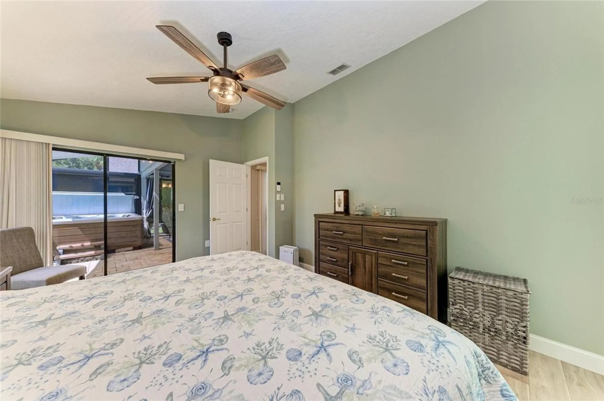 Property Slideshow image 27 of 50 | 7865 pine trace dr, Sarasota, FL, 34243