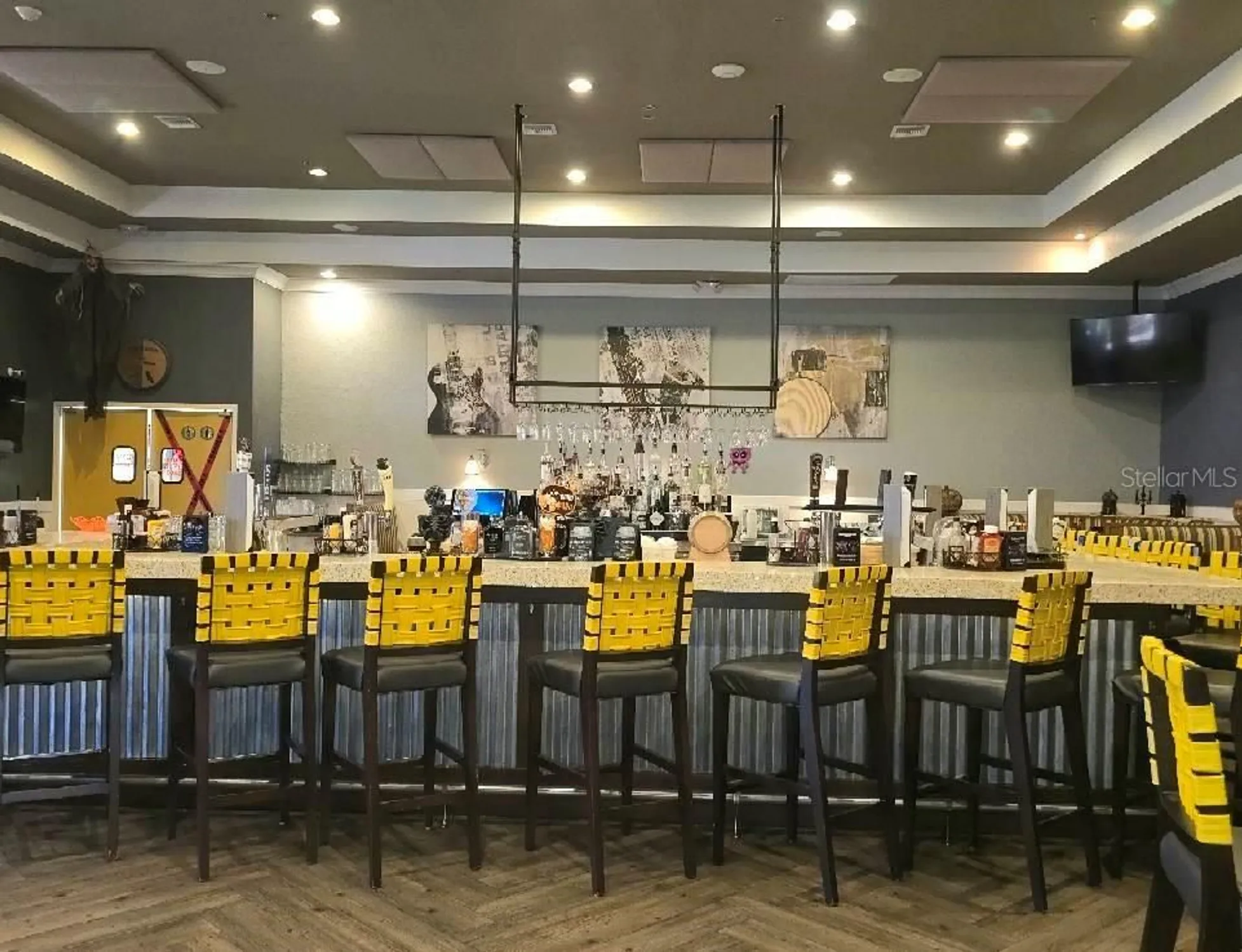 Property Slideshow image 28 of 49 | 108 crescent moon dr, Groveland, FL, 34736