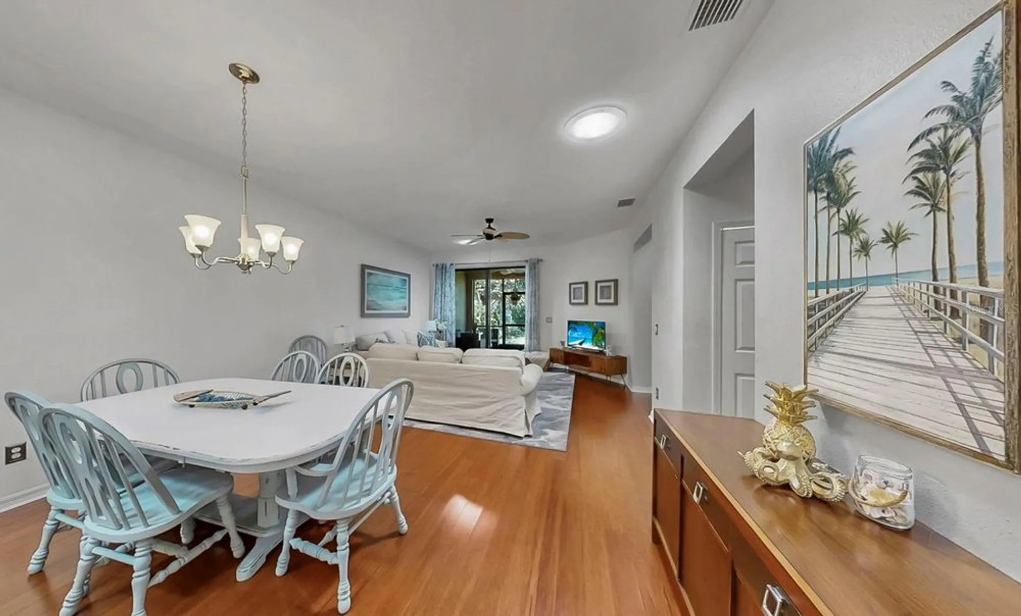 Property Slideshow image 20 of 41 | 313 seneca falls dr, Apollo Beach, FL, 33572