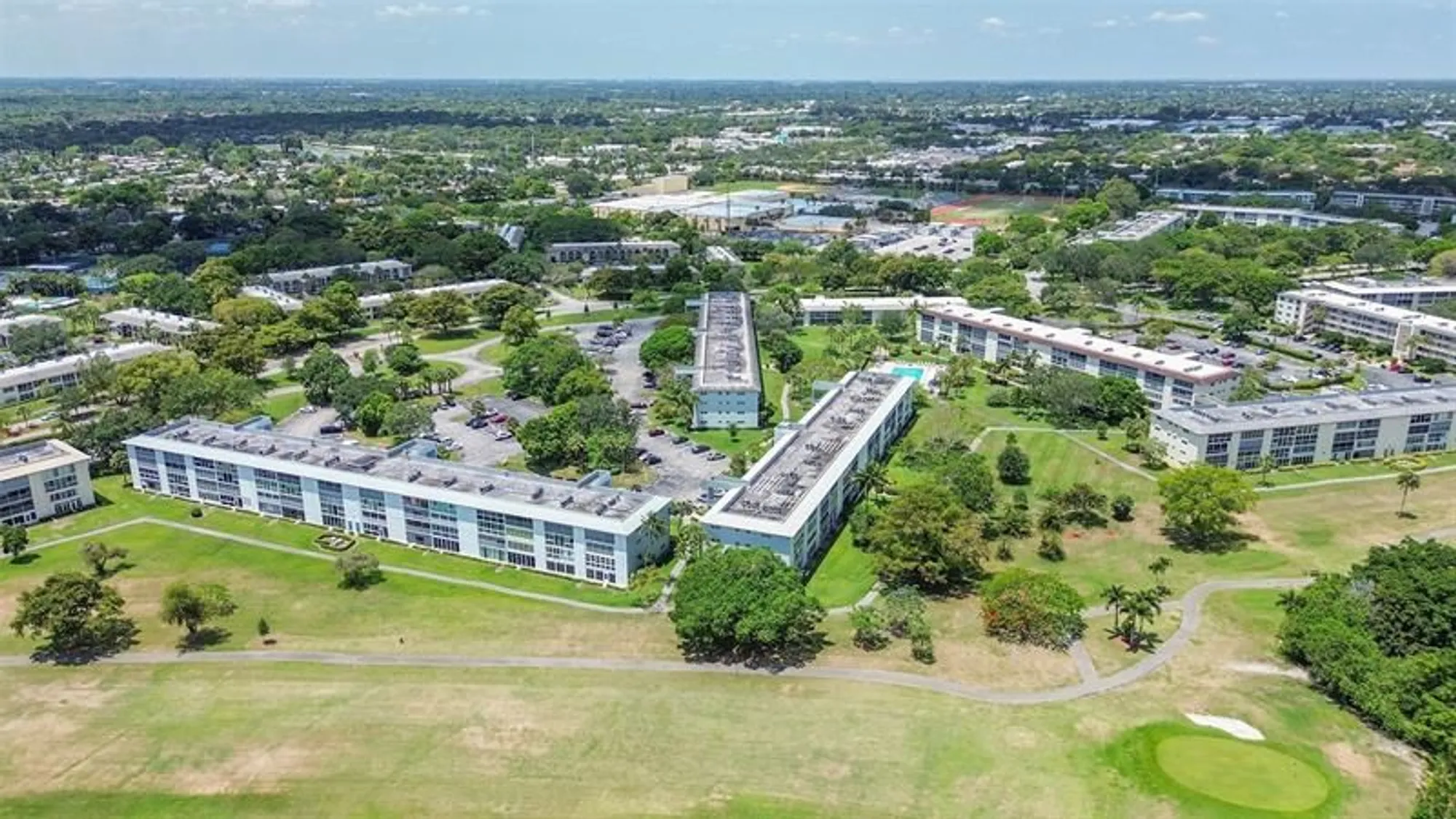 Property Slideshow image 39 of 43 | 2804 victoria way c3, Coconut Creek, FL, 33066