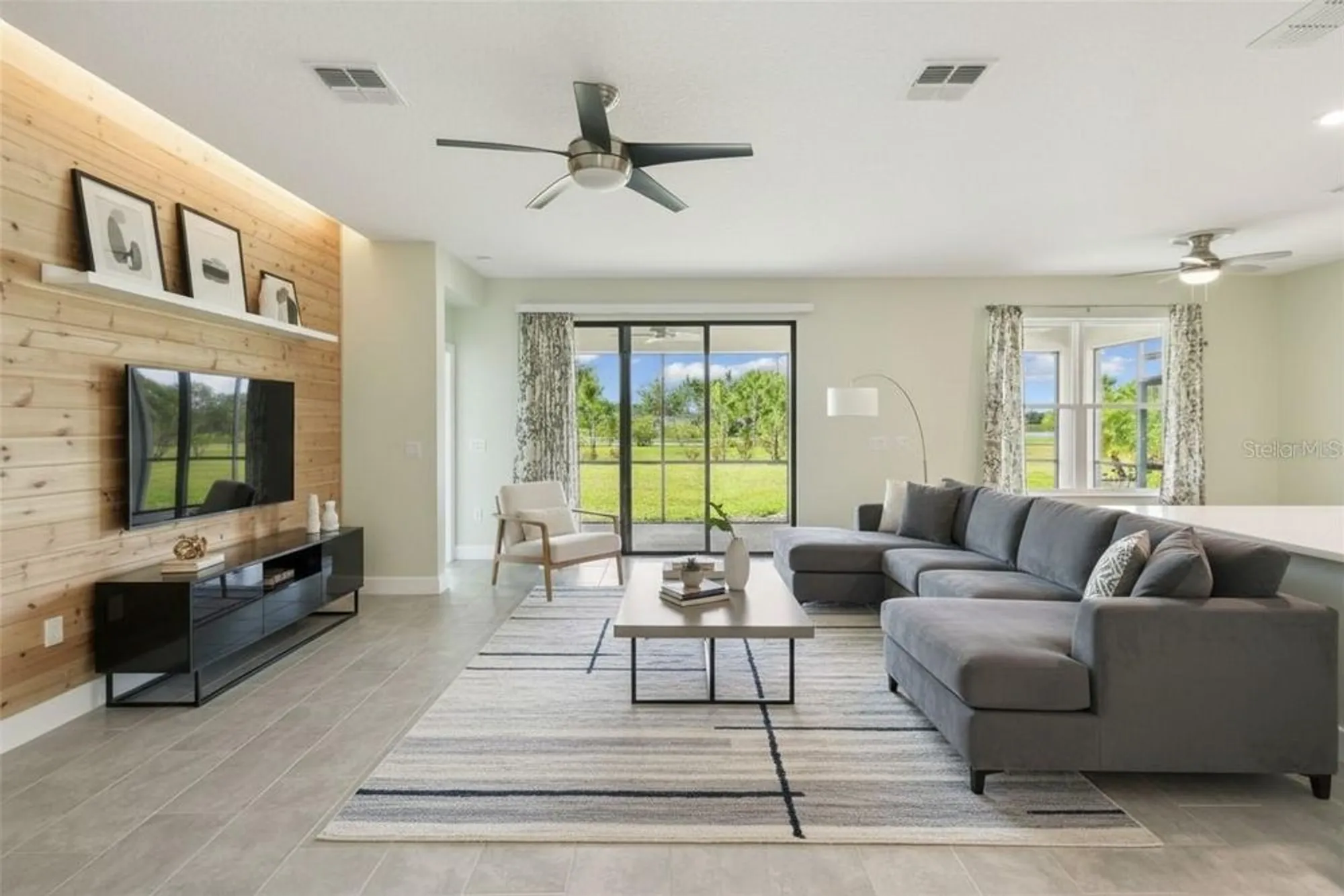 Property Slideshow image 5 of 53 | 204 bella cortina dr, Kissimmee, FL, 34759