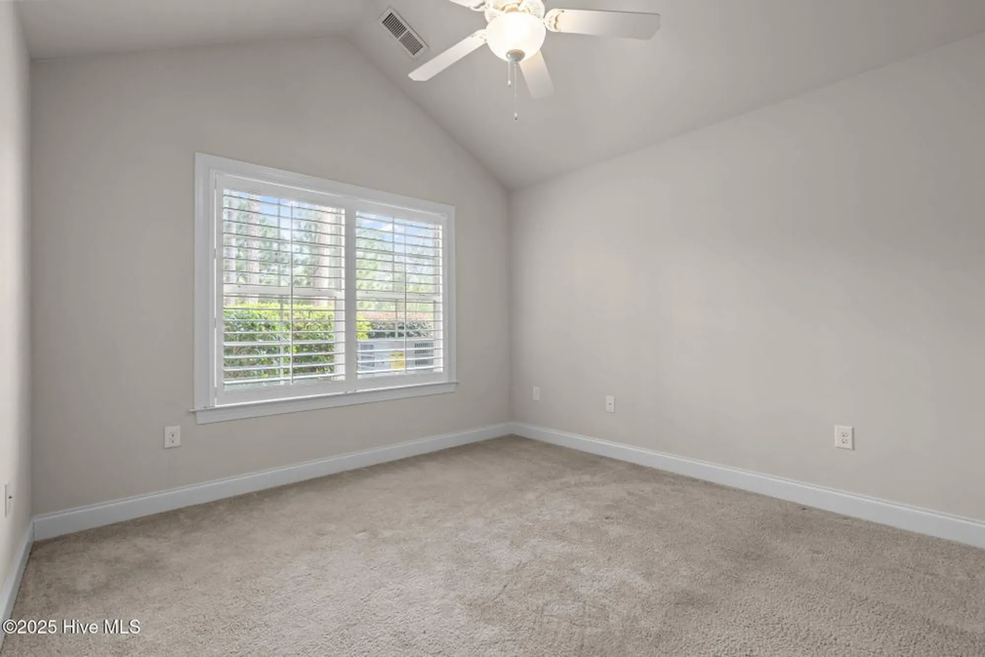 Property Slideshow image 25 of 34 | 105 e chelsea ct, Southern Pines, NC, 28387
