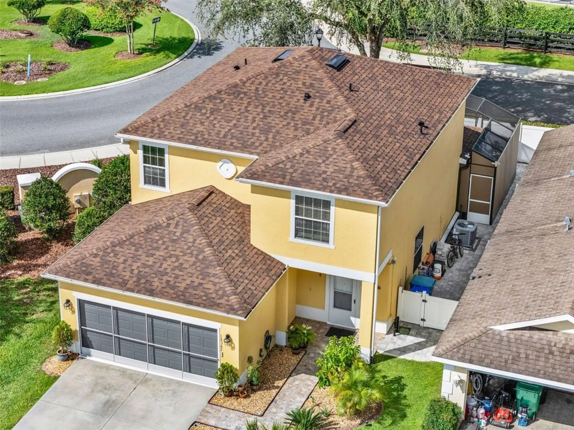 Property Slideshow image 27 of 38 | 12347 ne 52nd loop, Oxford, FL, 34484