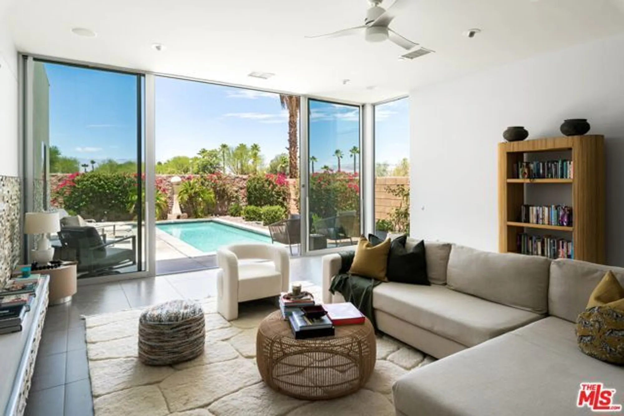 Property Slideshow image 9 of 22 | 4631 kellogg way, Palm Springs, CA, 92262