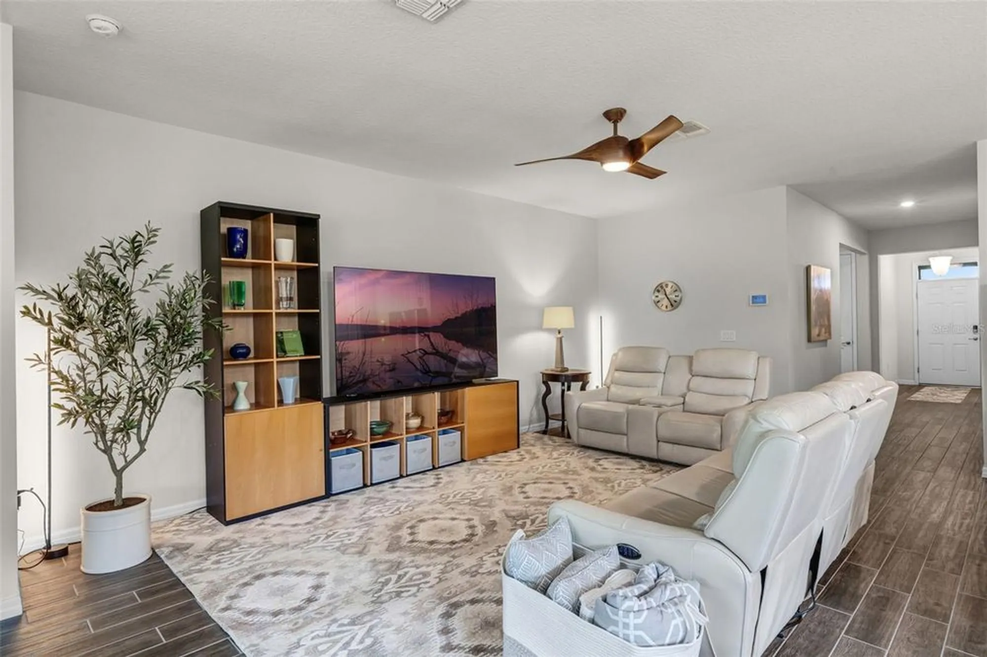 Property Slideshow image 15 of 47 | 17834 blazing star cir, Clermont, FL, 34714
