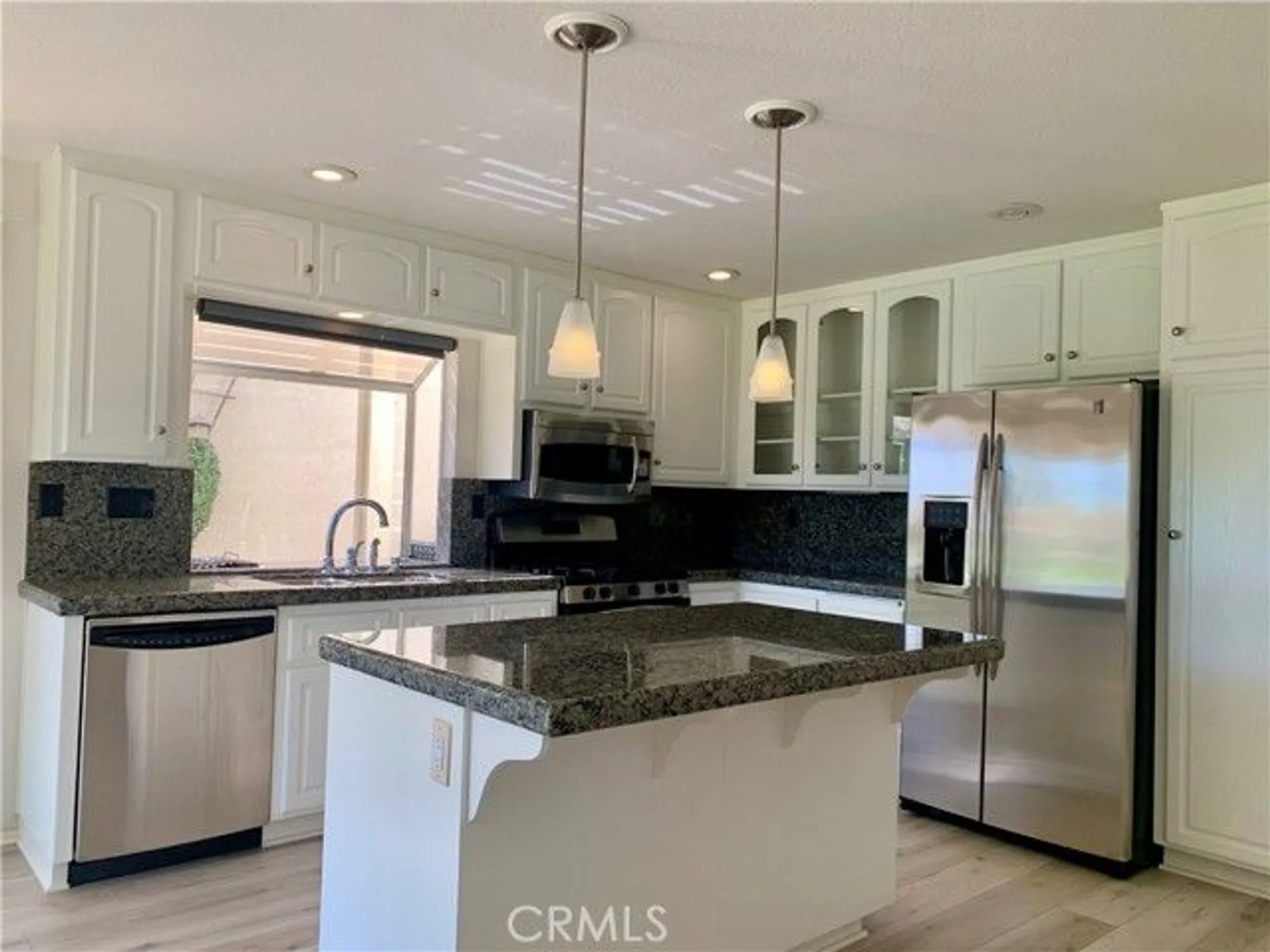 Property Slideshow image 3 of 32 | 1024 pine valley rd, Banning, CA, 92220