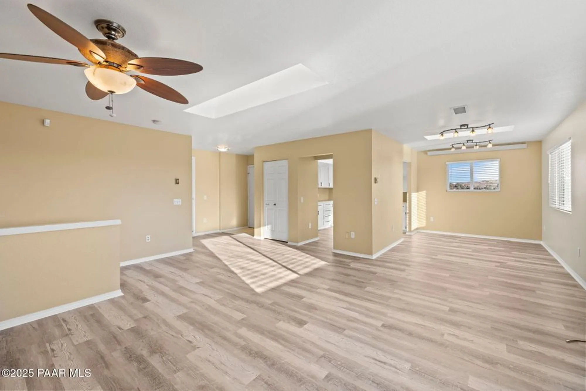 Property Slideshow image 9 of 77 | 4921 summit cir, Prescott, AZ, 86301