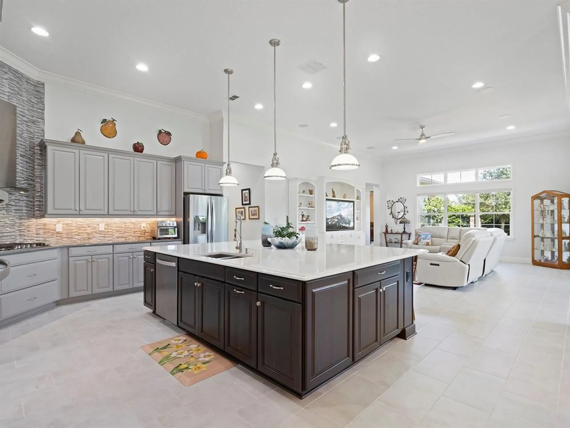 Property Slideshow image 20 of 78 | 2600 meadowedge loop, Saint Cloud, FL, 34772