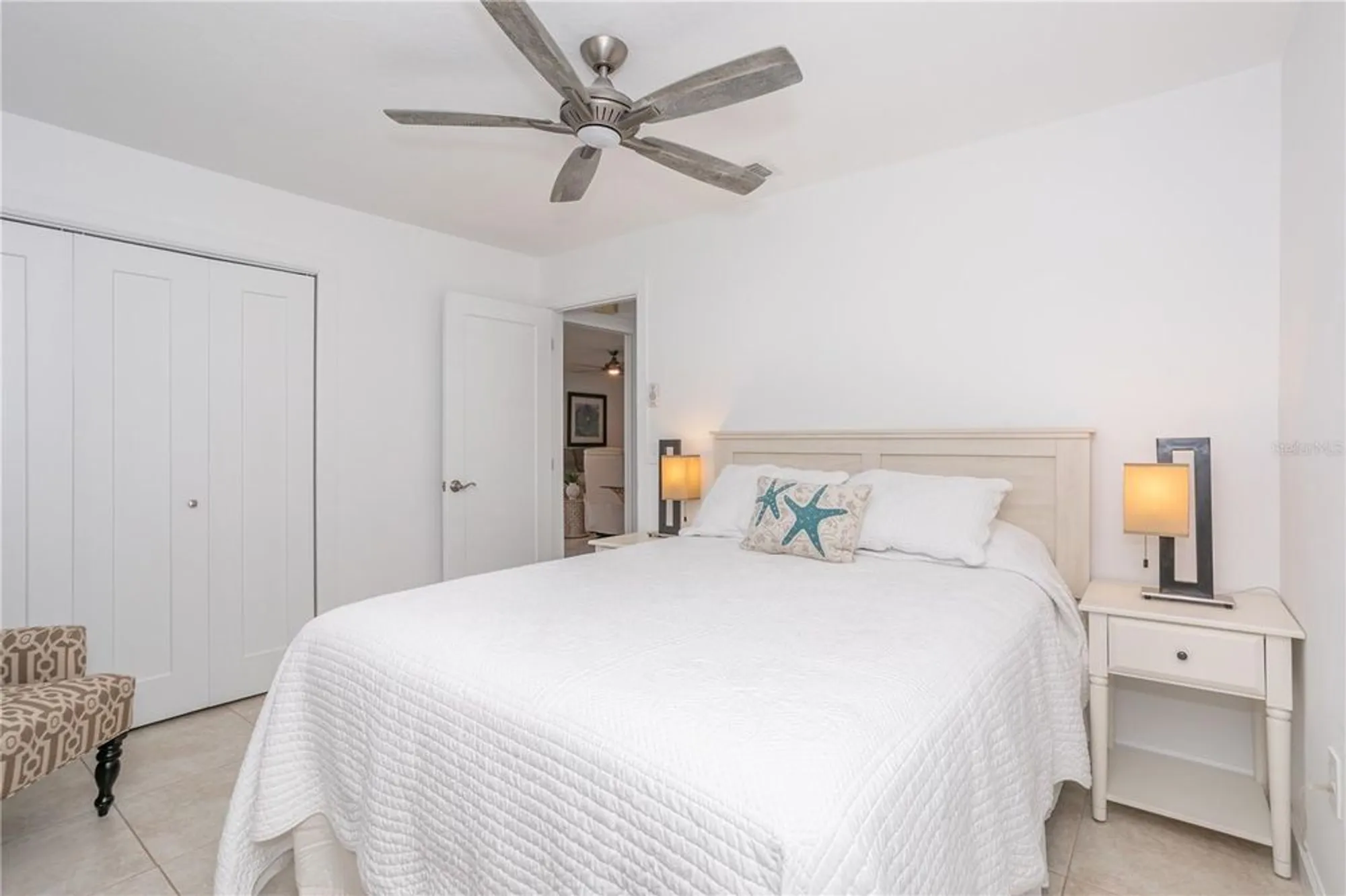 Property Slideshow image 32 of 62 | 214 fair winds dr # 214, Nokomis, FL, 34275