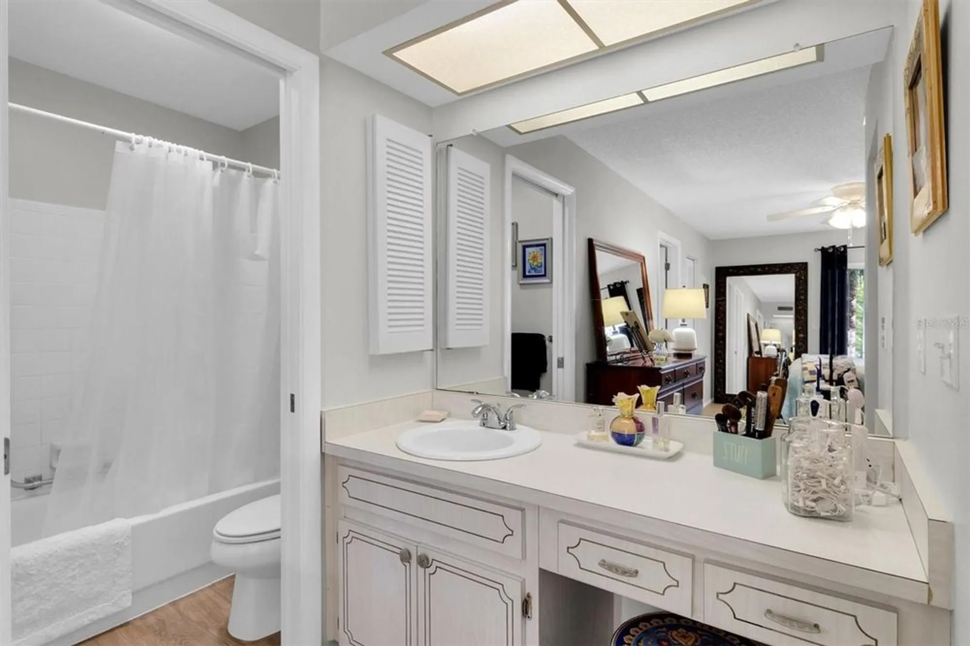 Property Slideshow image 19 of 31 | 2846 highlands blvd d, Palm Harbor, FL, 34684