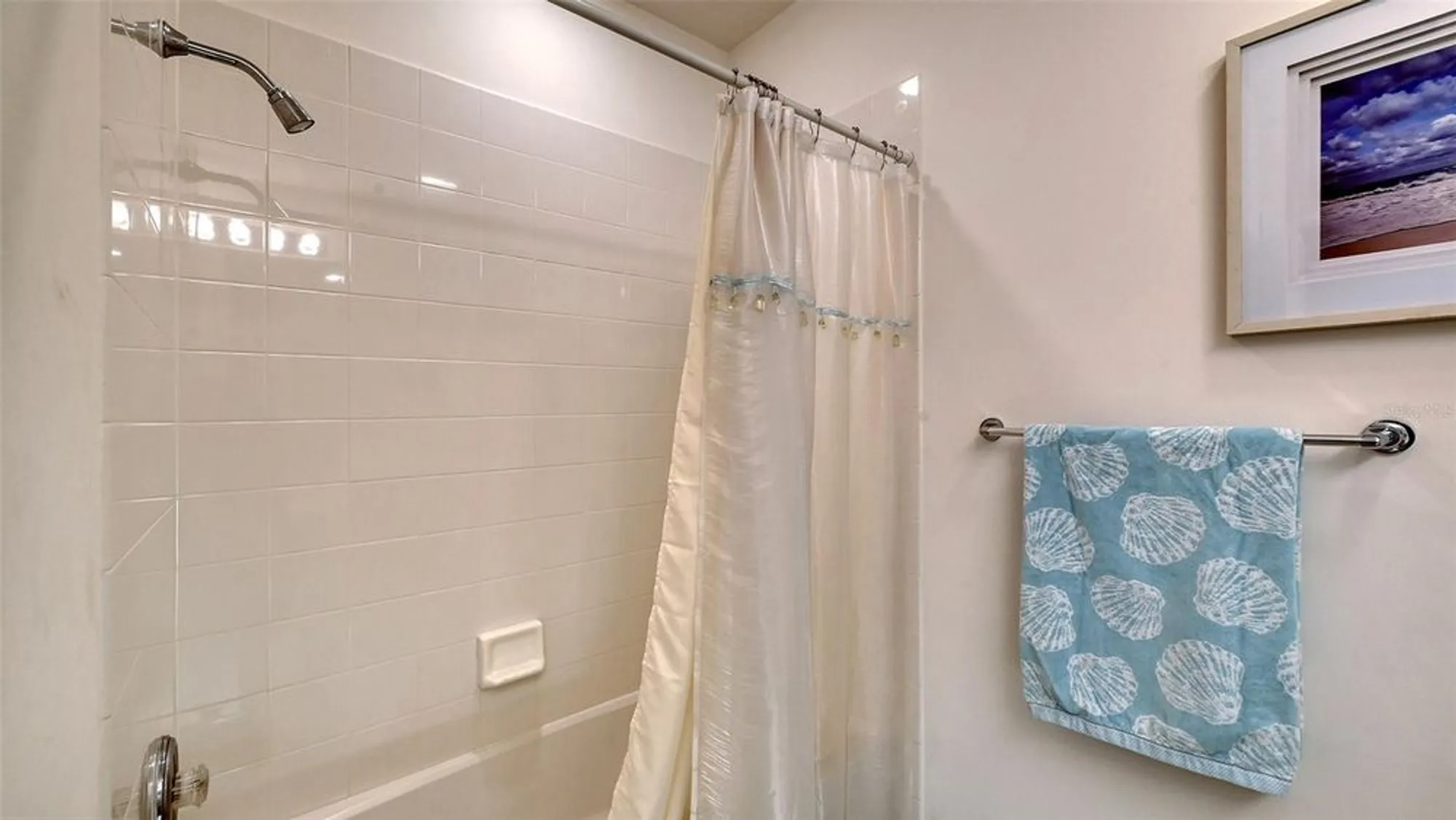 Property Slideshow image 27 of 63 | 1749 burgos dr, Sarasota, FL, 34238