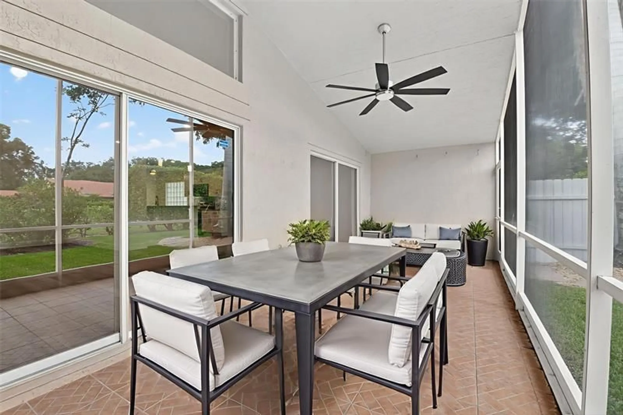 Property Slideshow image 33 of 62 | 5891 royal isles blvd, Boynton Beach, FL, 33437