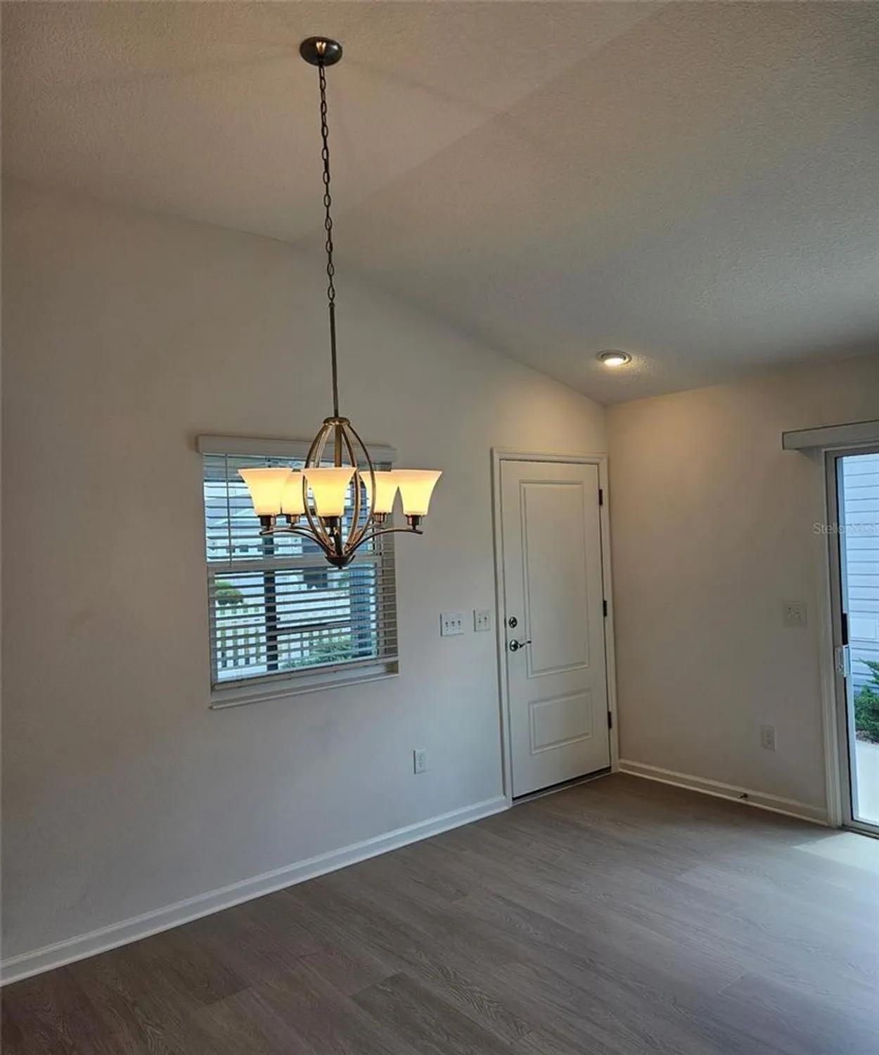 Property Slideshow image 13 of 24 | 1964 rhett rd, The Villages, FL, 32163