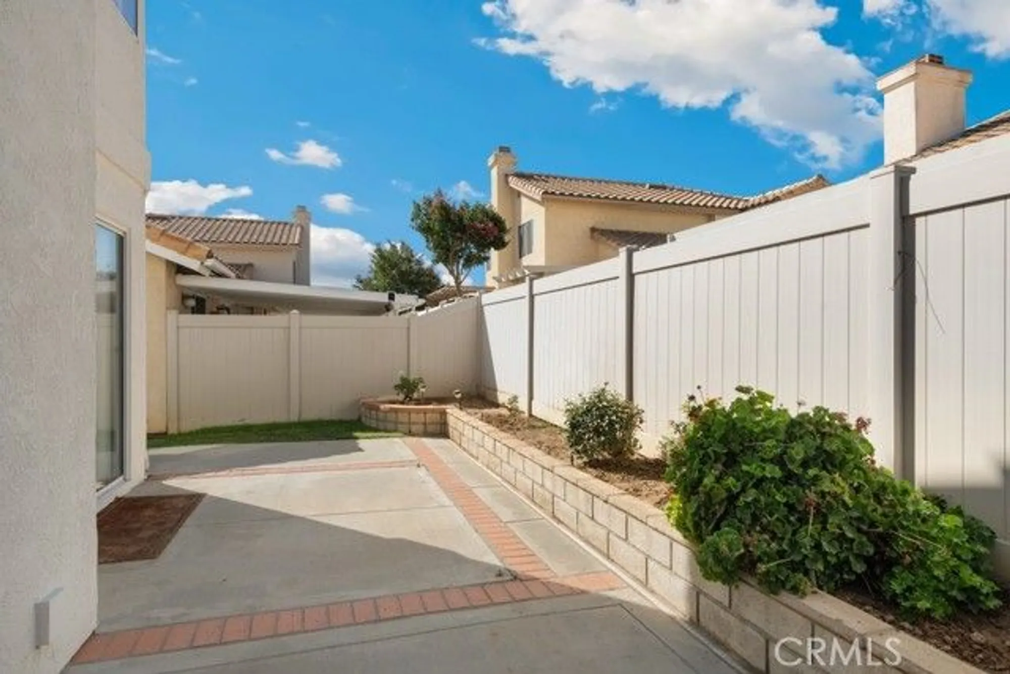 Property Slideshow image 19 of 21 | 1049 olympic ave, Banning, CA, 92220